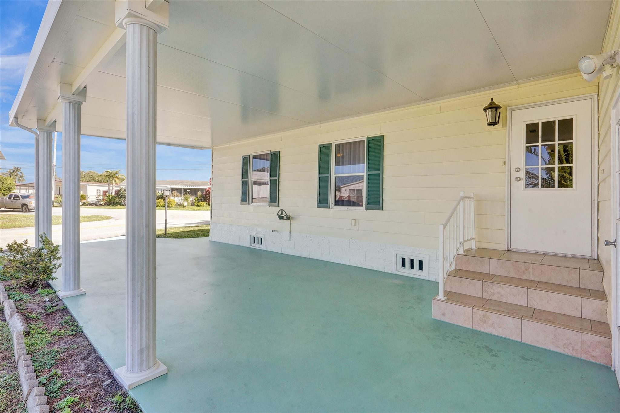 2251 SW 86th Ave