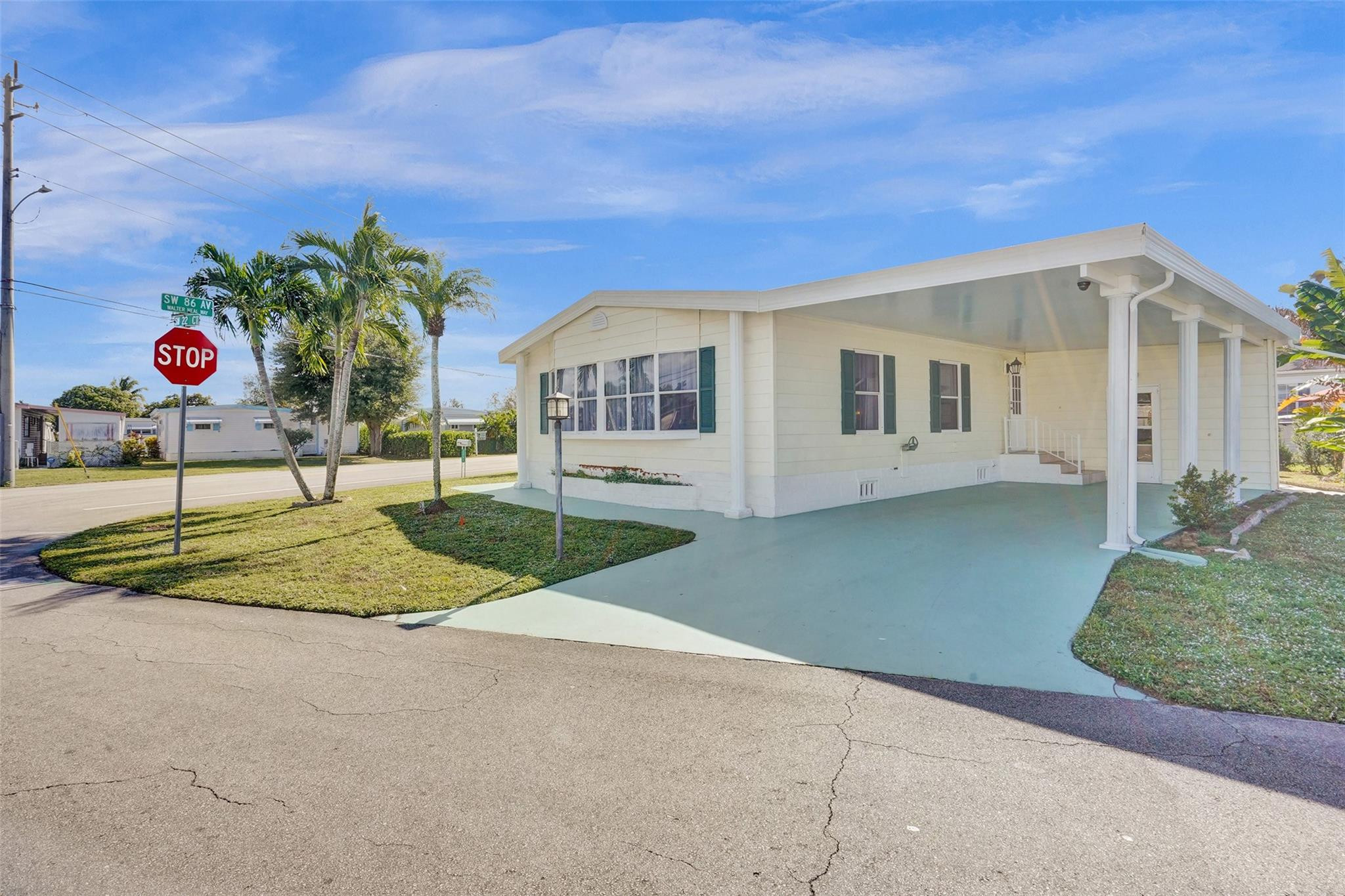 2251 SW 86th Ave