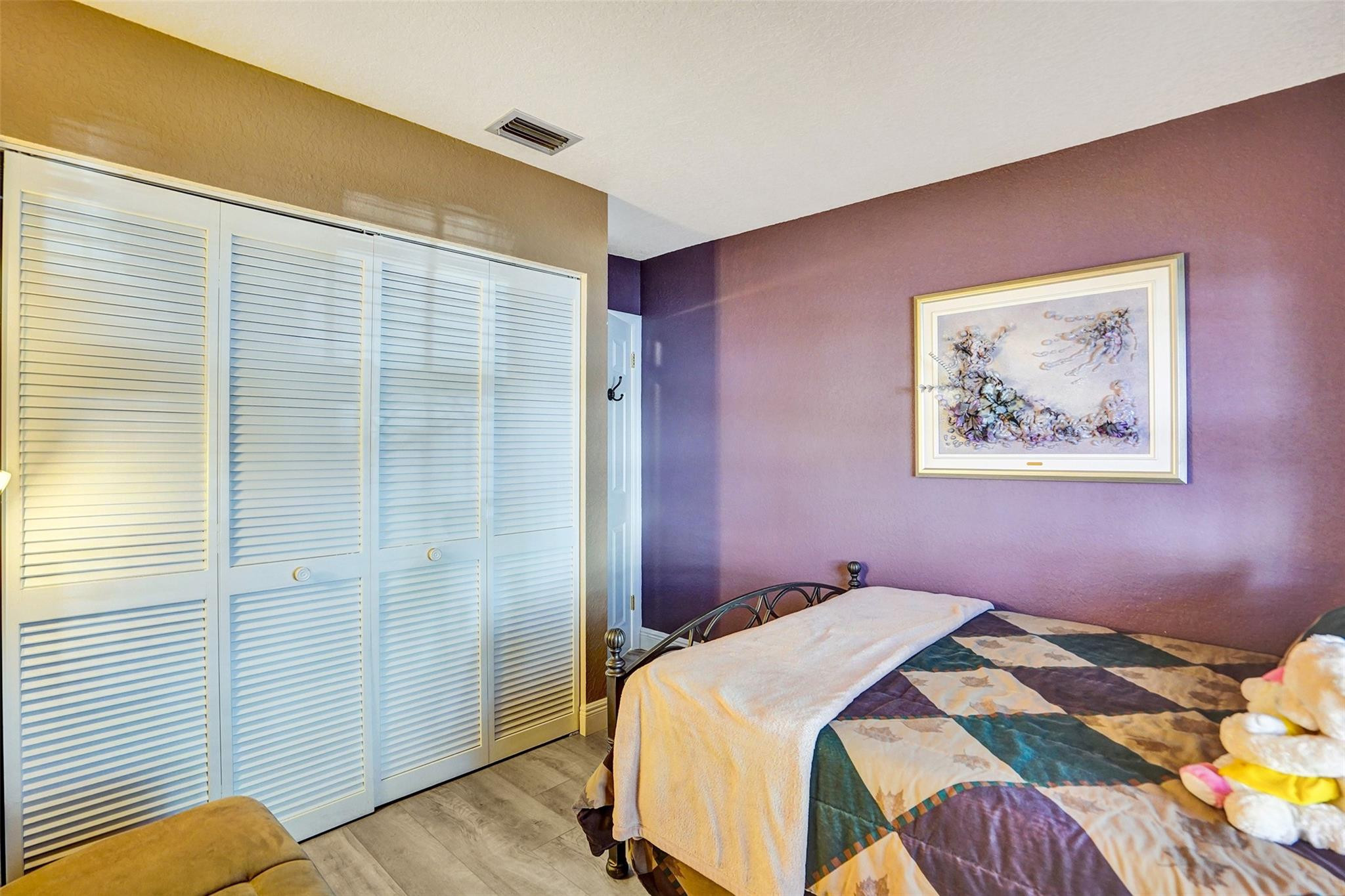 14030 Oak Ridge Dr
