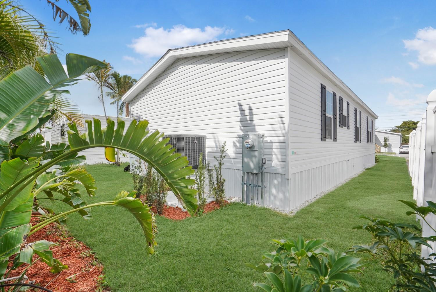 2670 SW 54th St