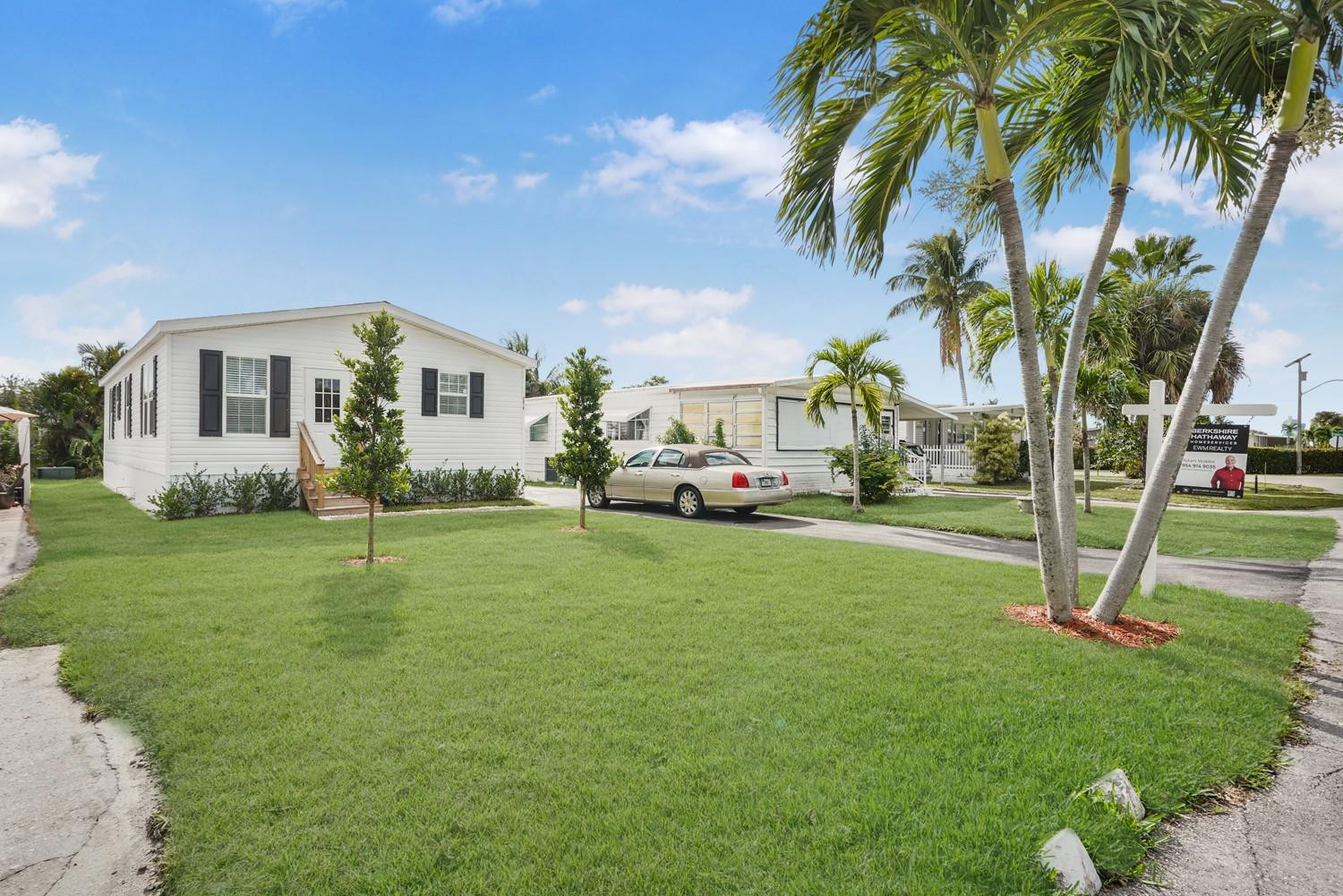 2670 SW 54th St