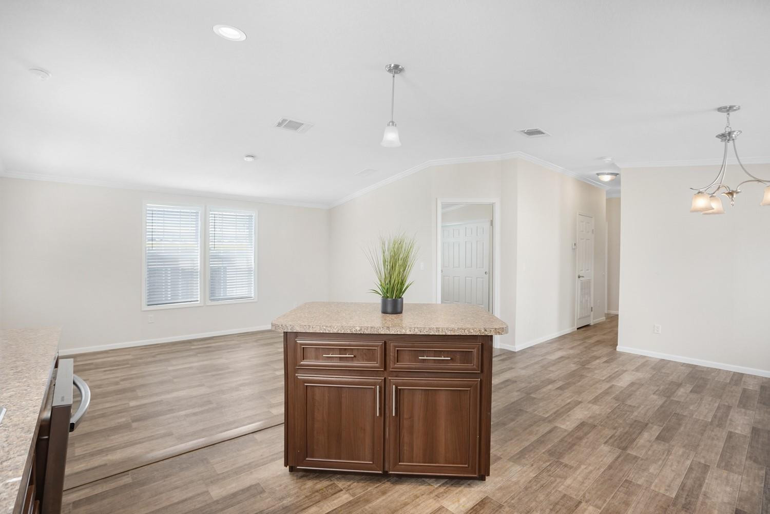 2923 W Marina Dr