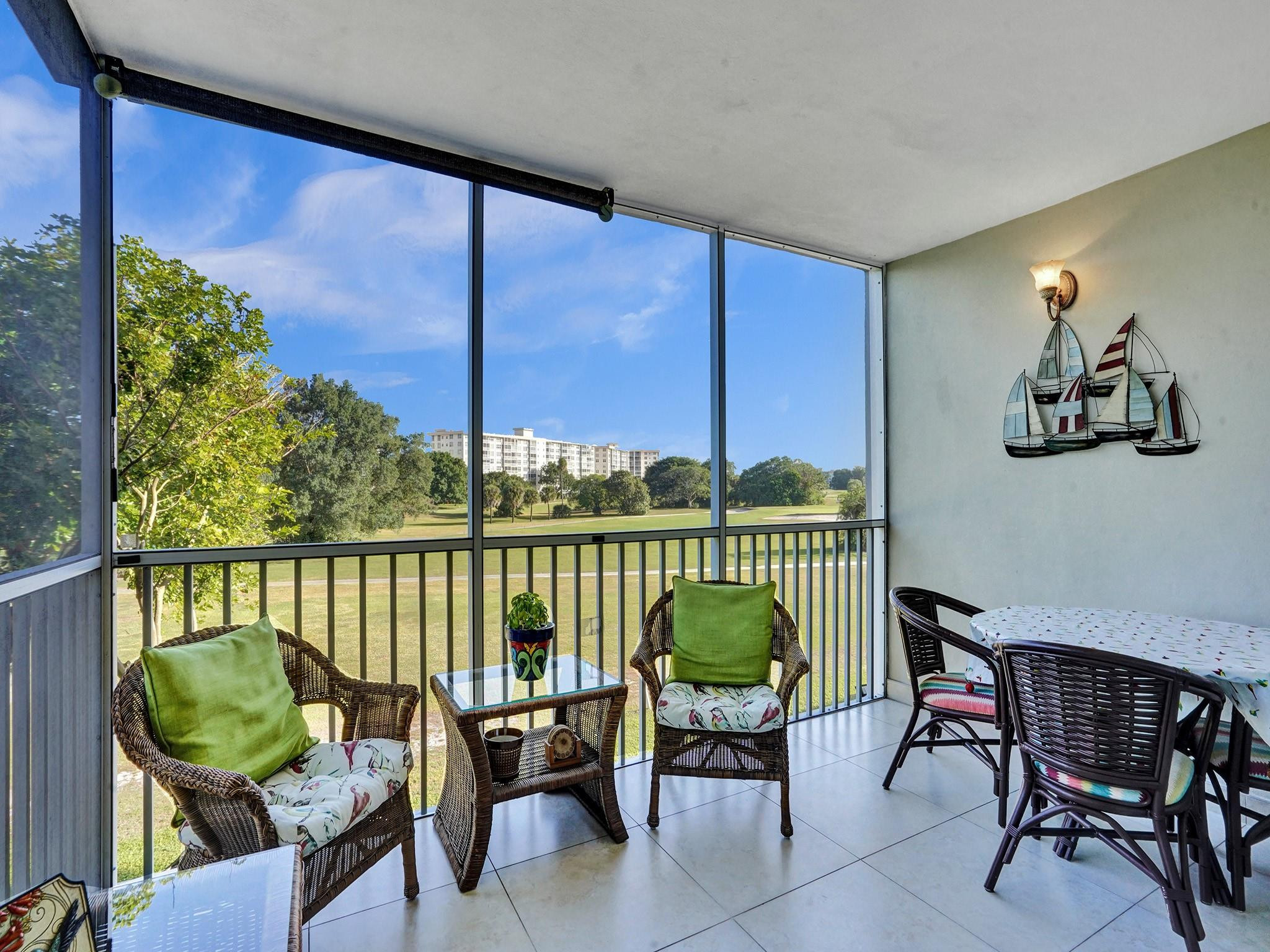 2850 N Palm Aire Dr 302