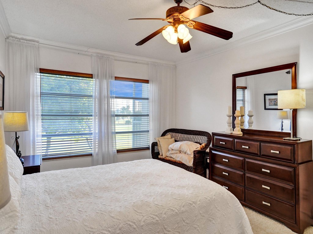 2850 N Palm Aire Dr 302