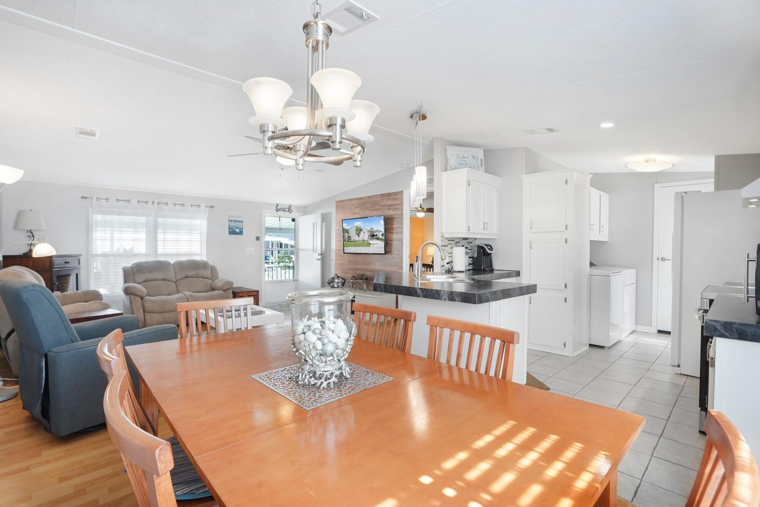 1831 SW 83rd Ave