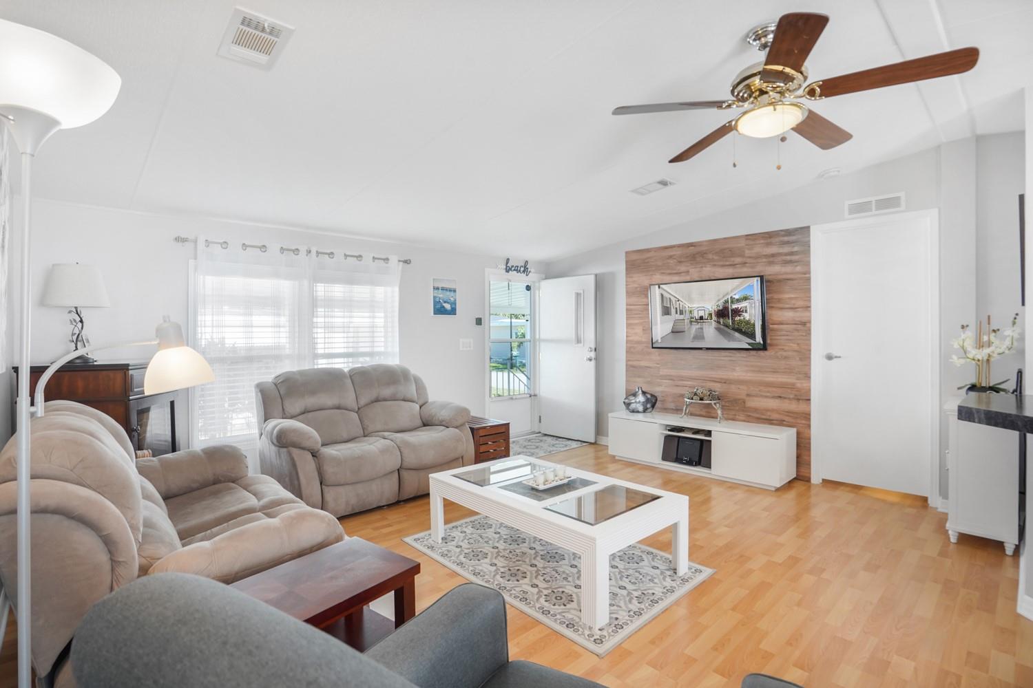 1831 SW 83rd Ave