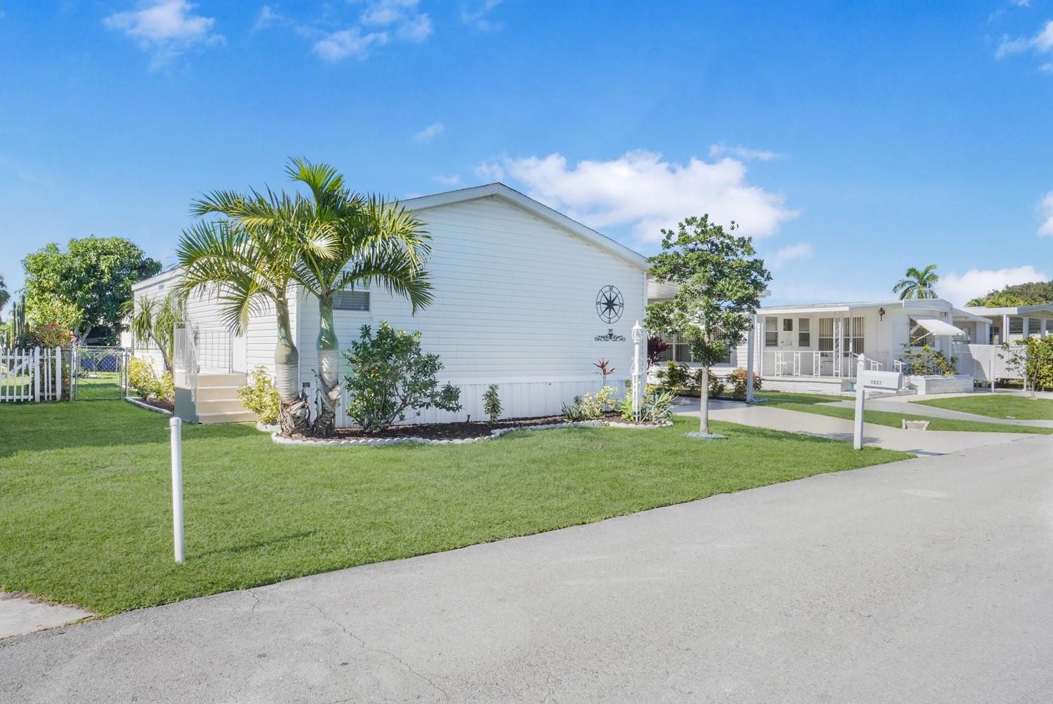 1831 SW 83rd Ave
