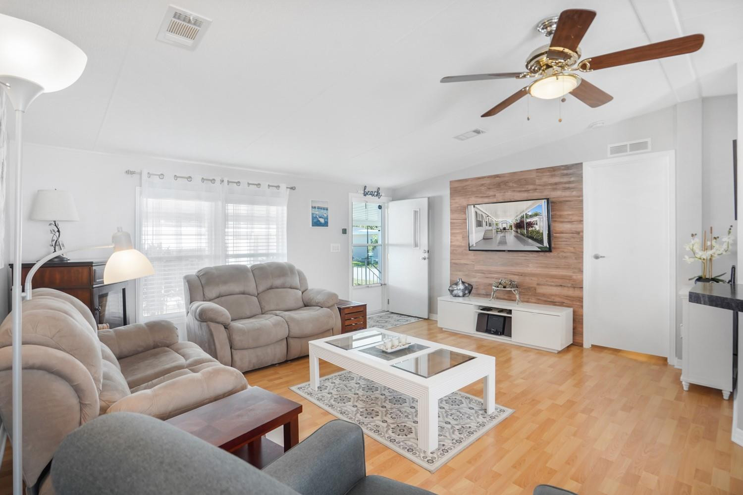 1831 SW 83rd Ave