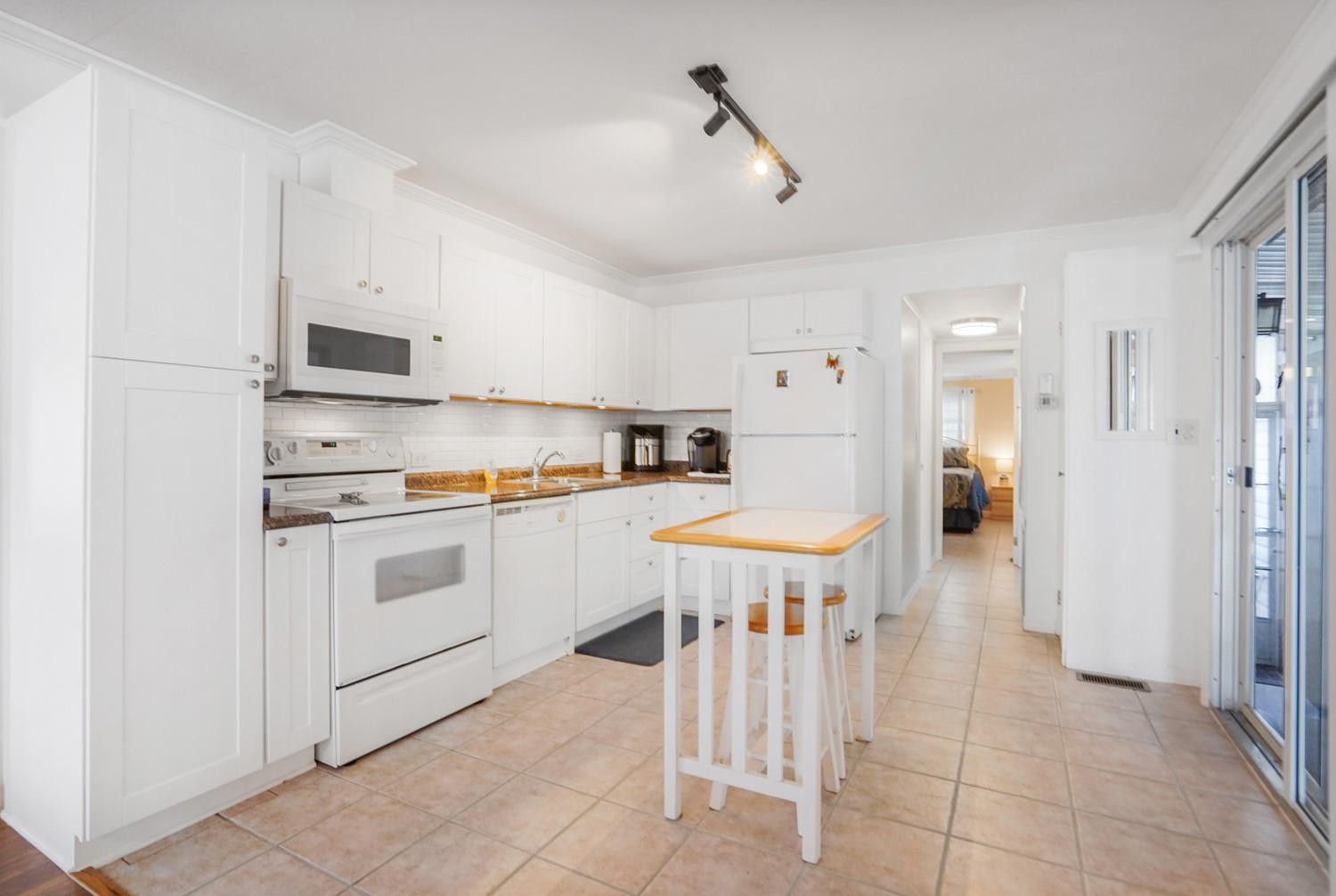 1951 SW 85th Ave