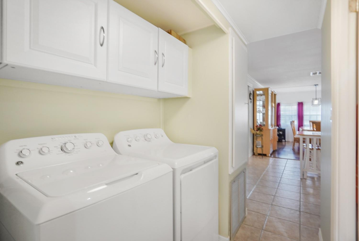 1951 SW 85th Ave