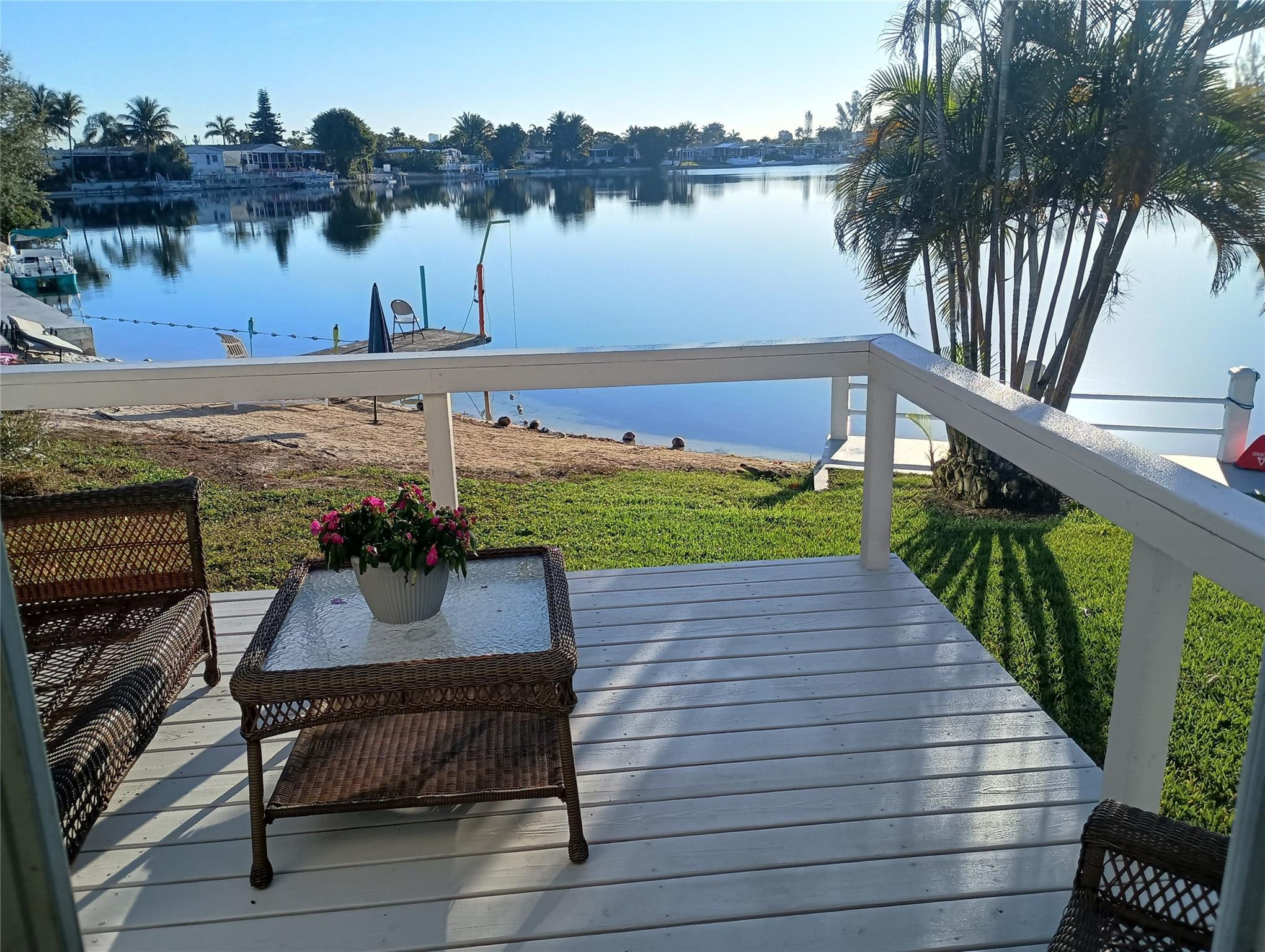 5608 Lagoon Dr