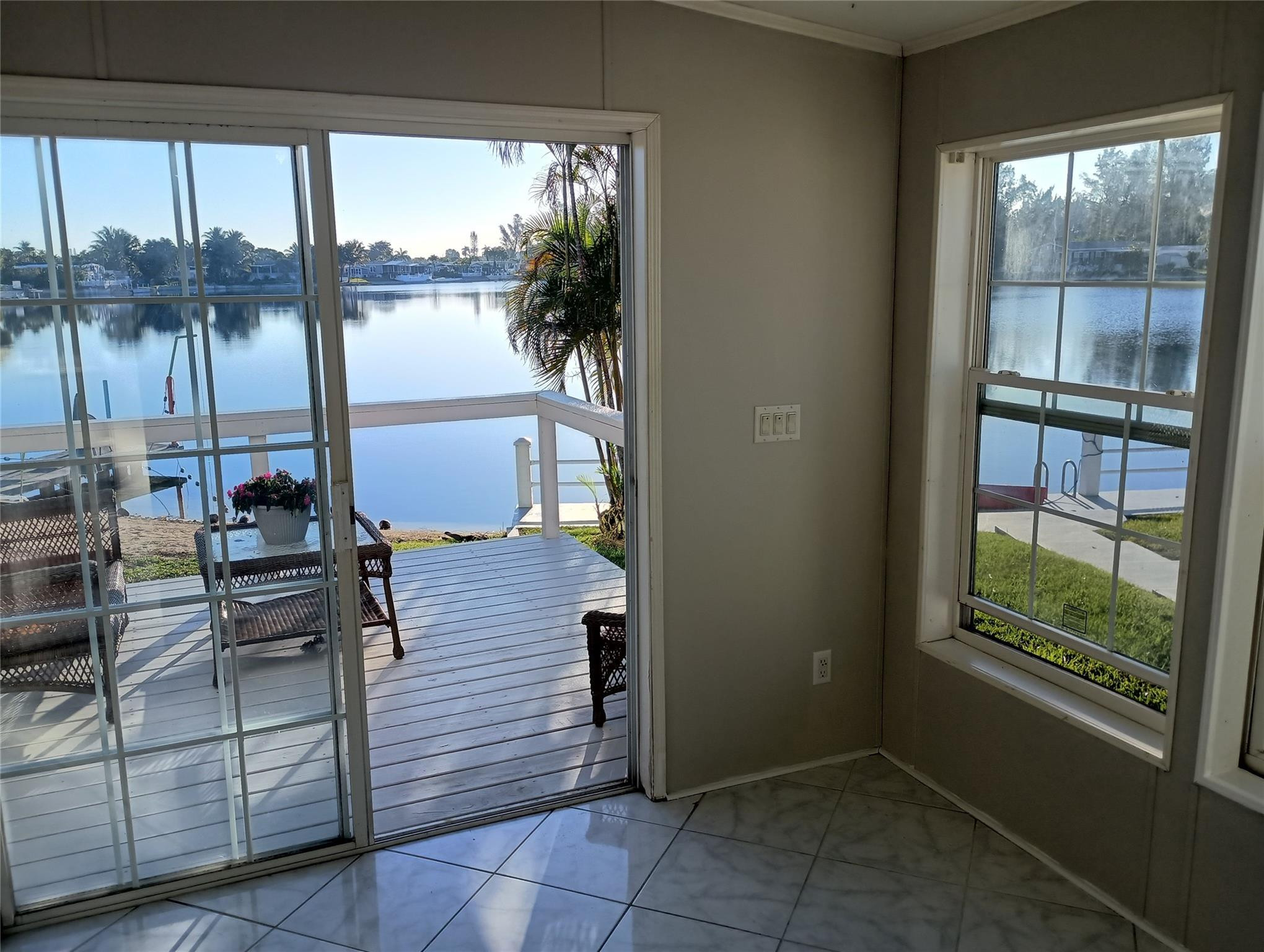 5608 Lagoon Dr
