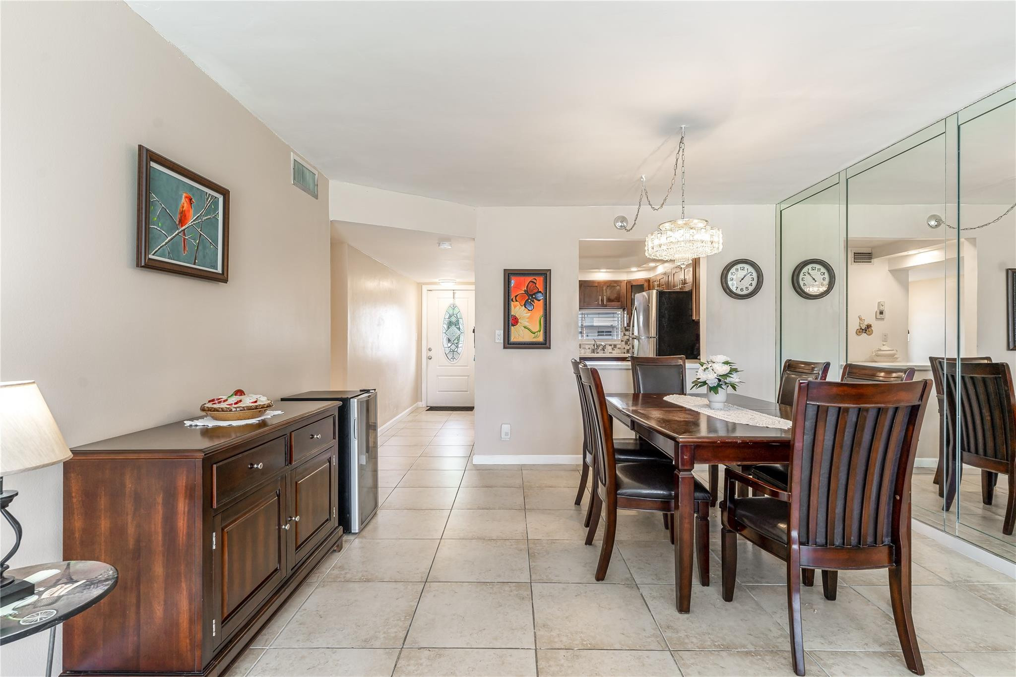 411 S Hollybrook Drive 203
