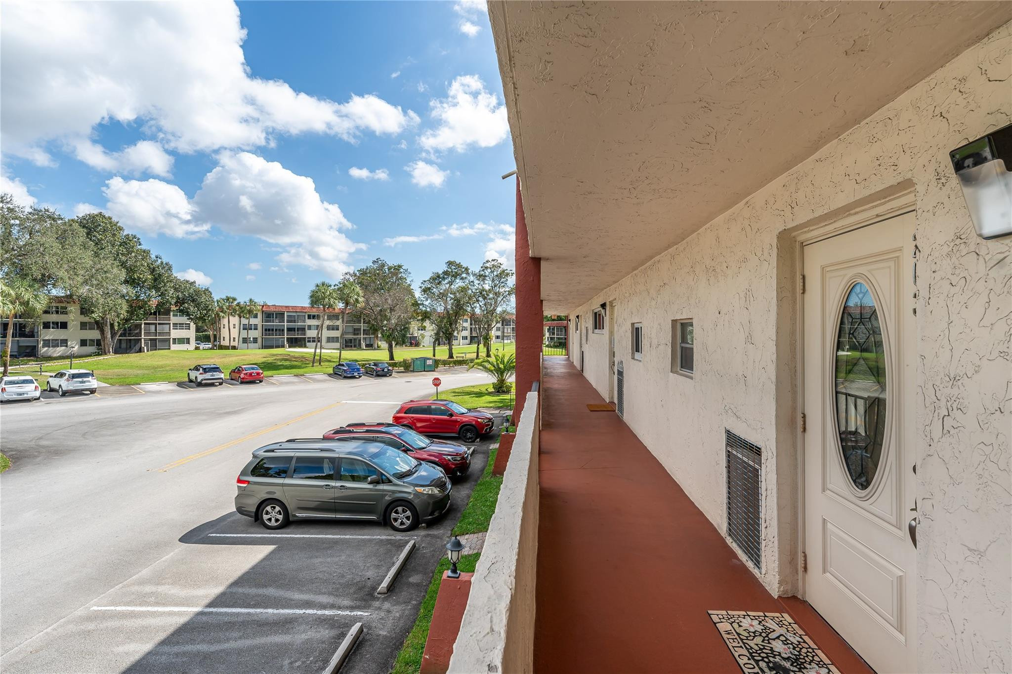 411 S Hollybrook Drive 203