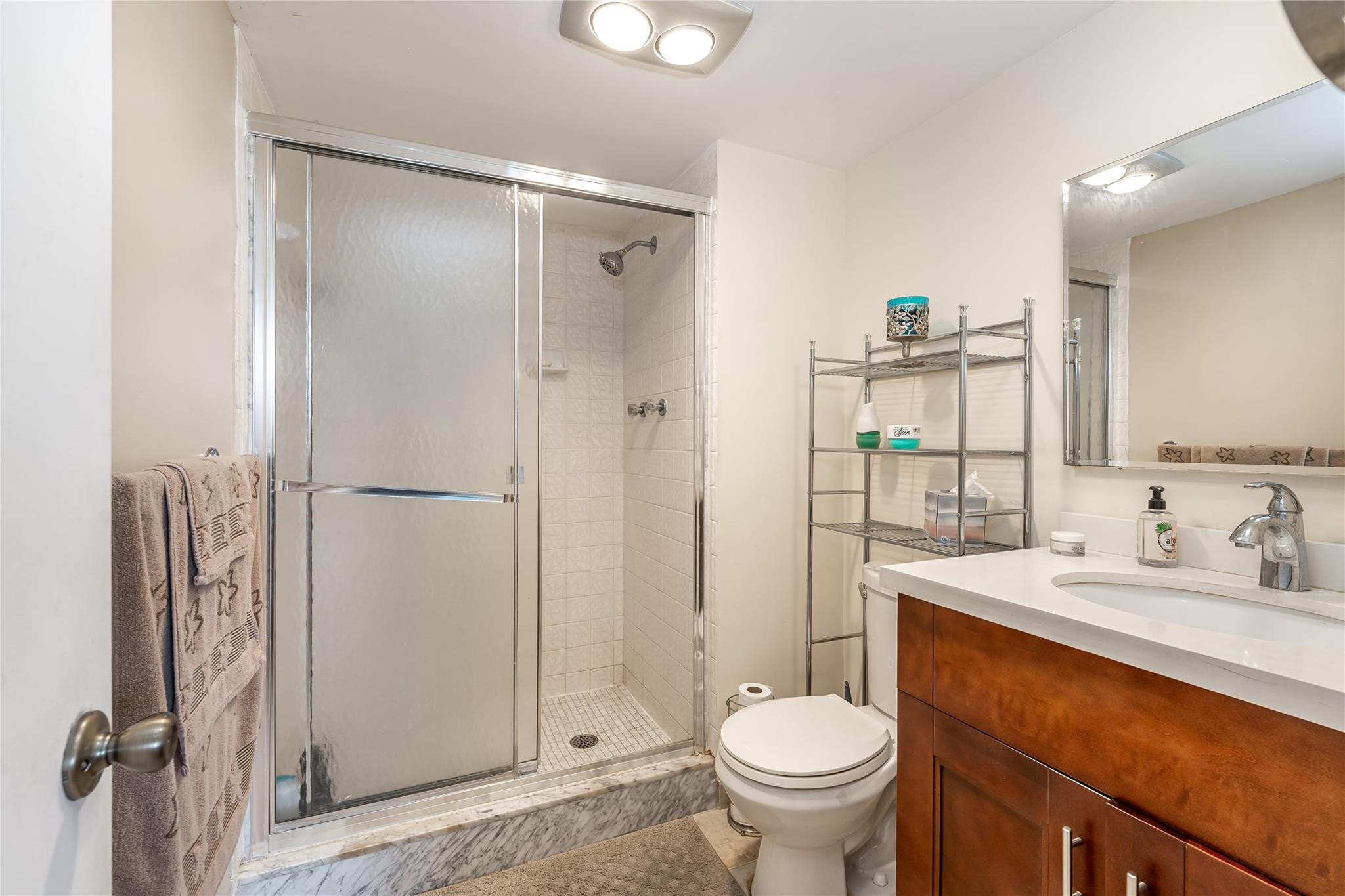 411 S Hollybrook Drive 203