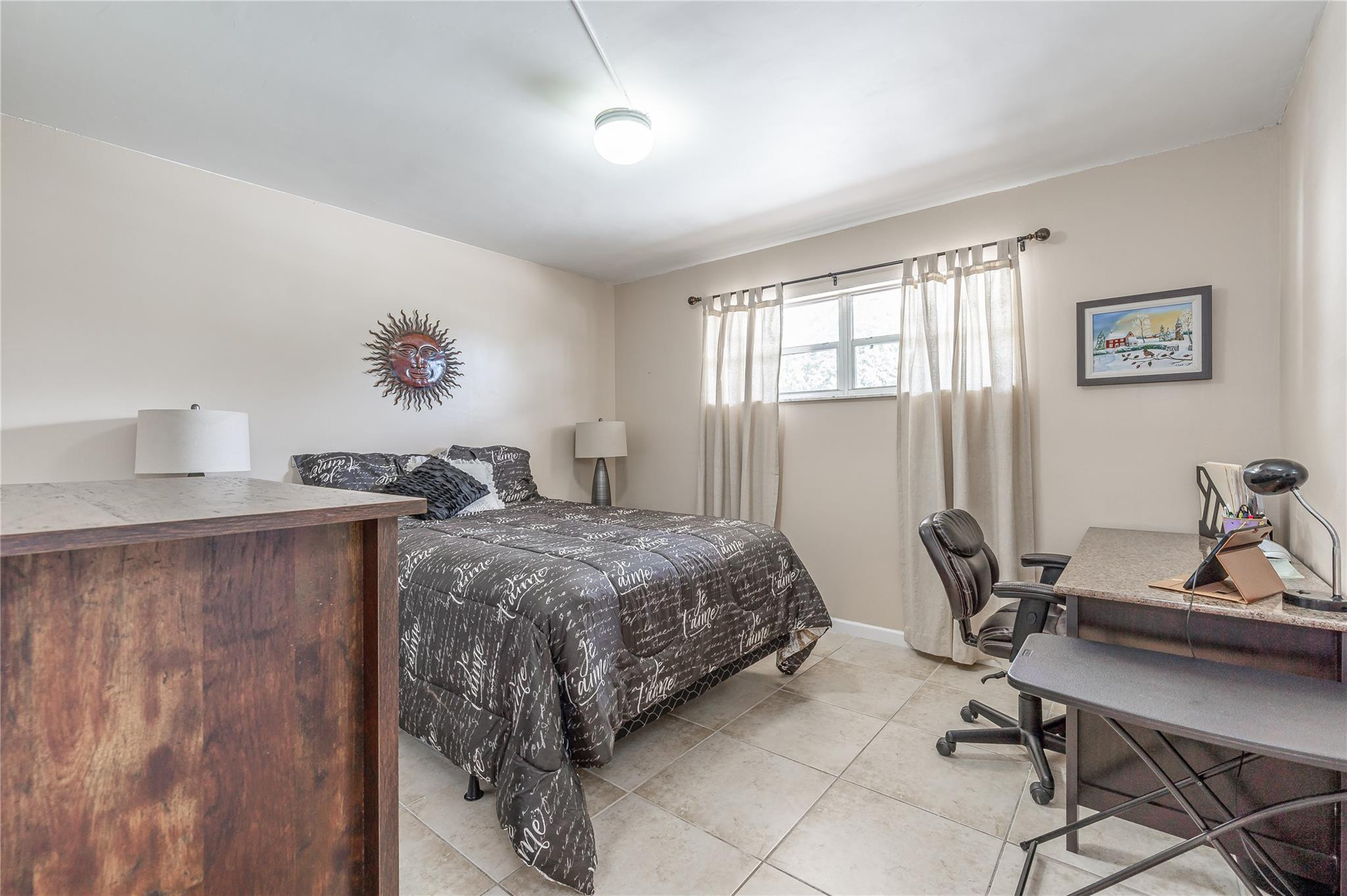411 S Hollybrook Drive 203