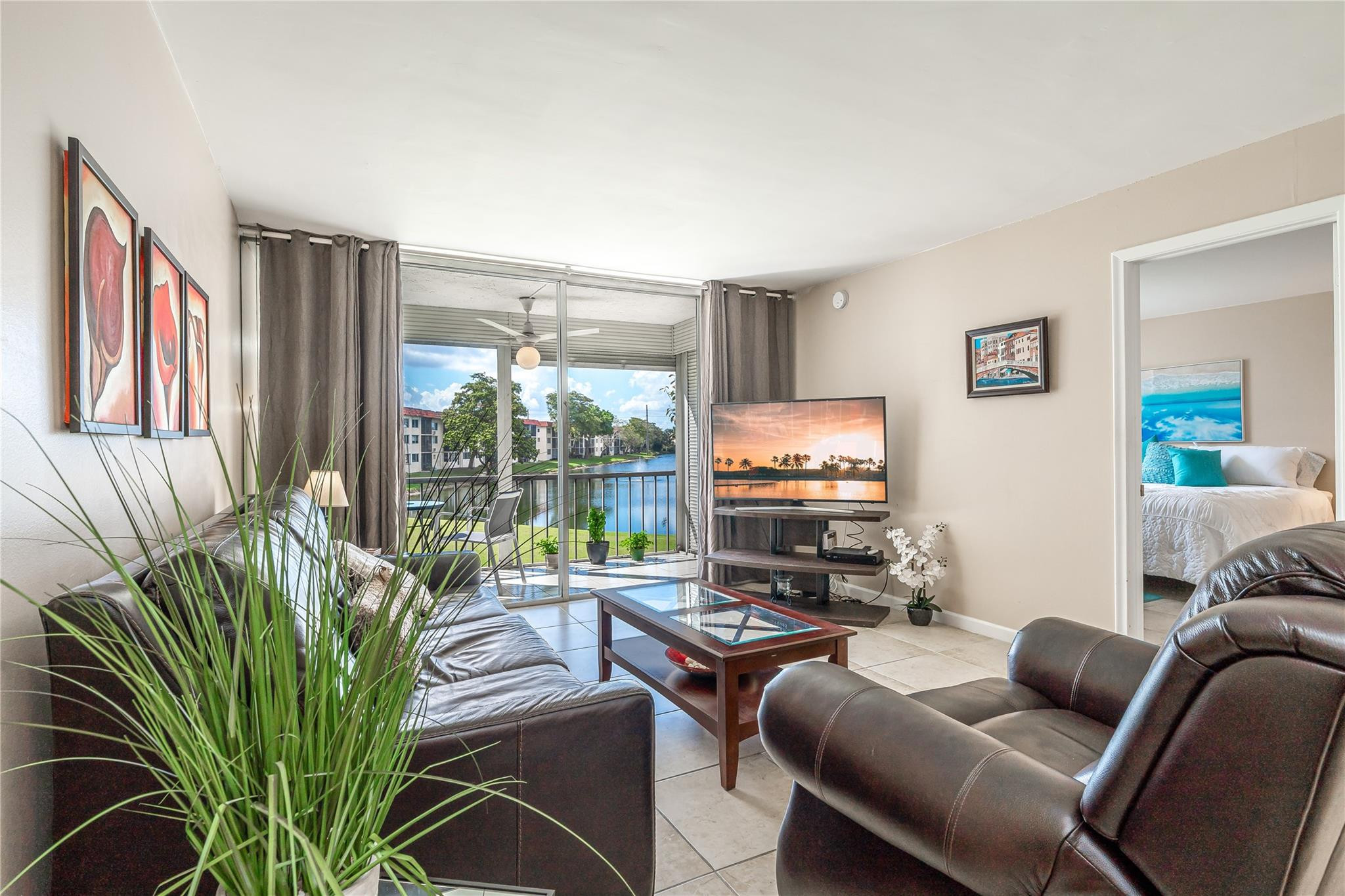 411 S Hollybrook Drive 203