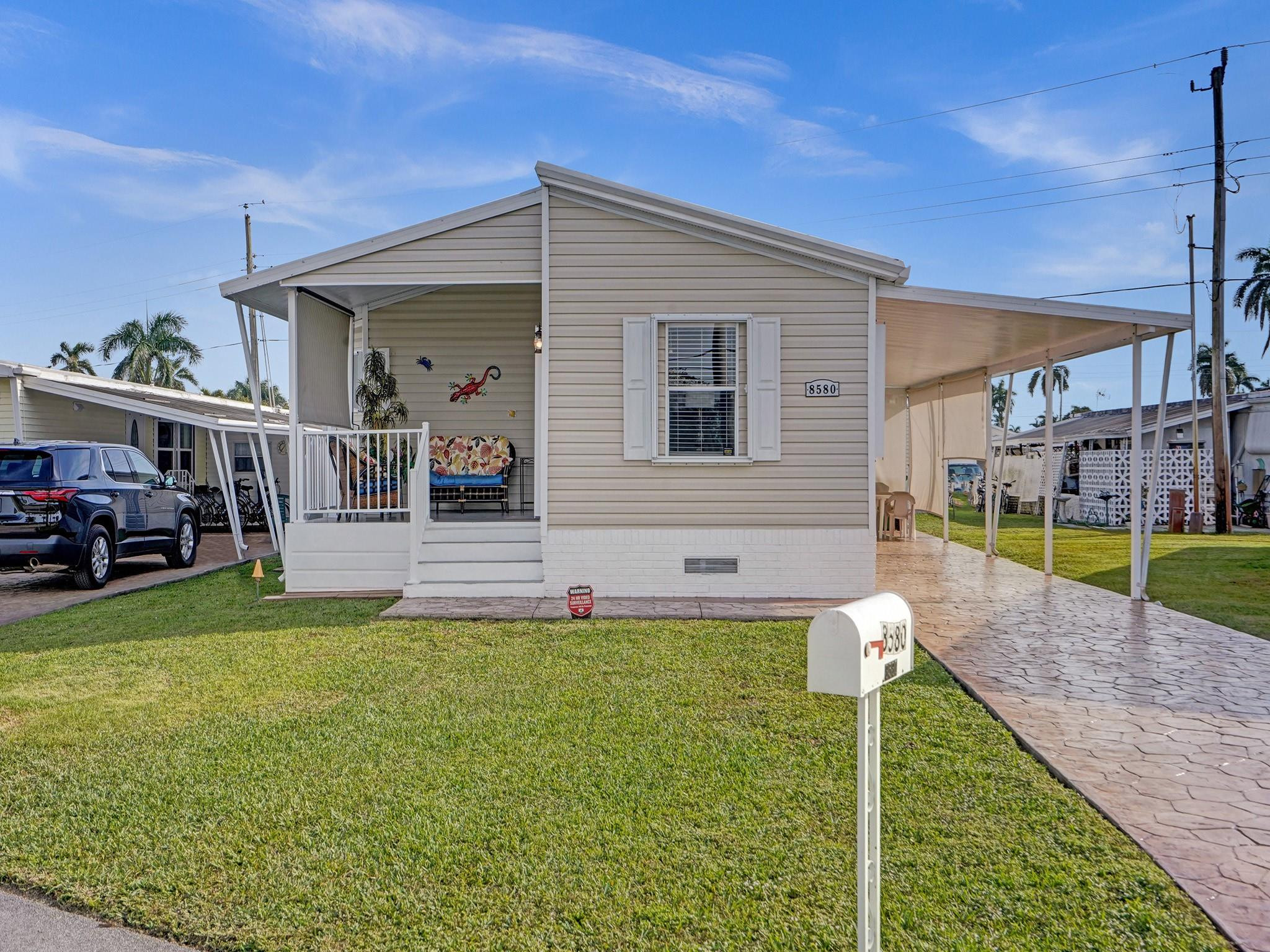 8580 SW 18 ST