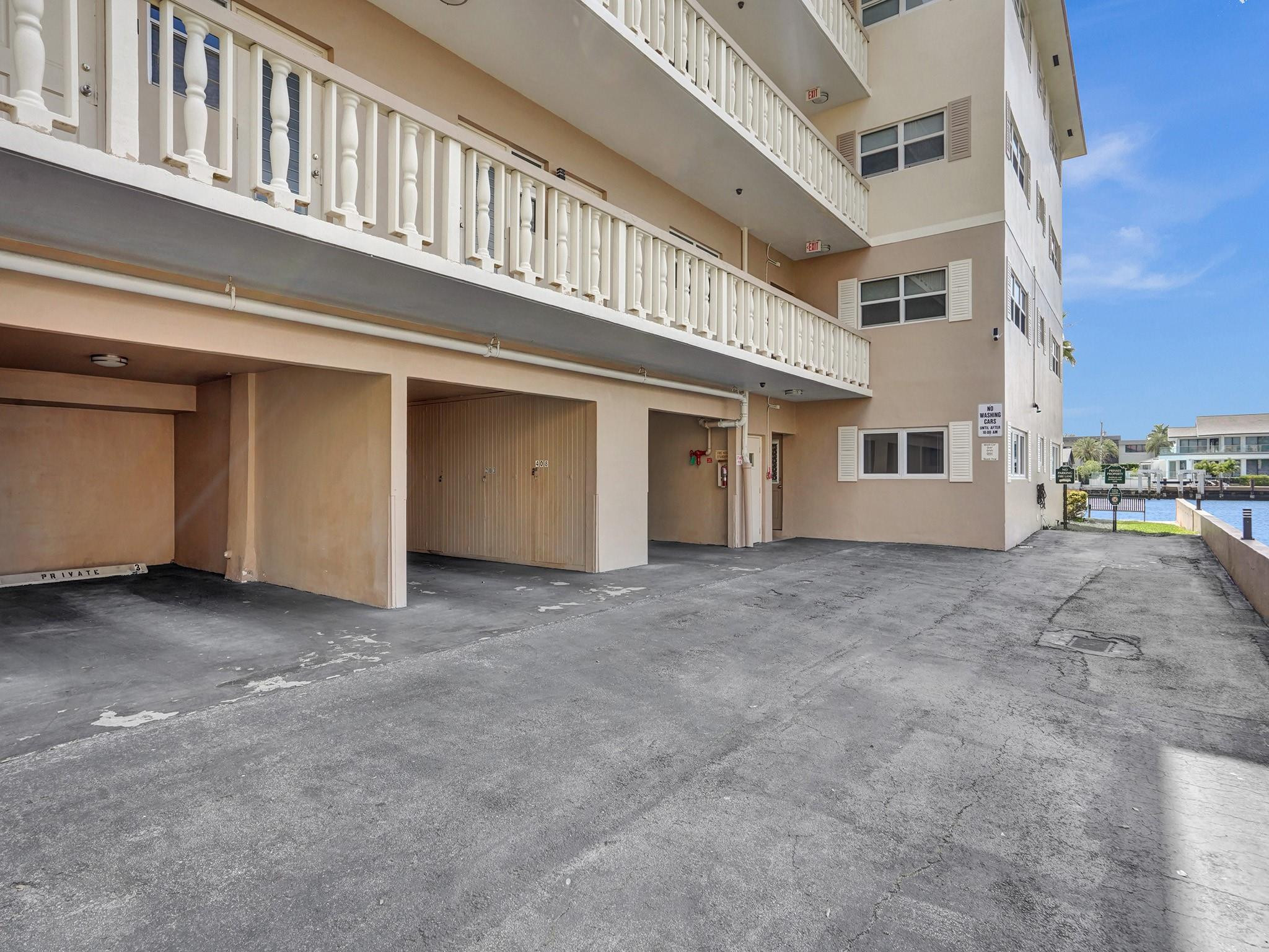 2081 S Ocean Dr 101