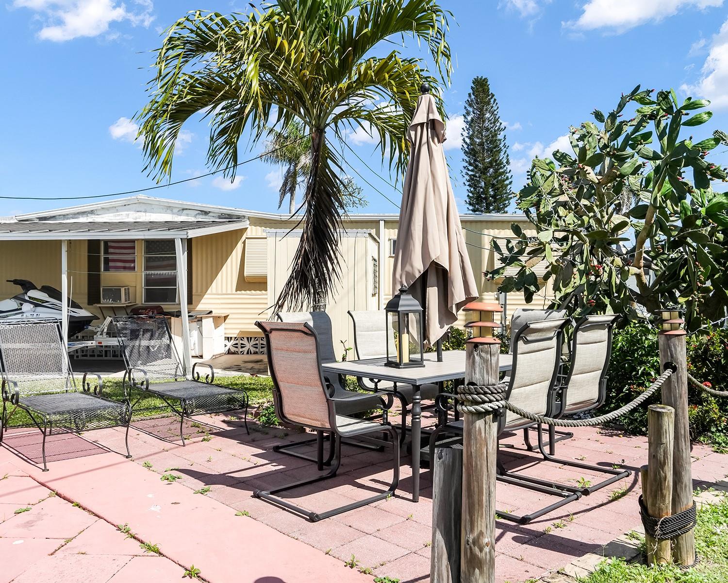 8630 SW 18th Pl