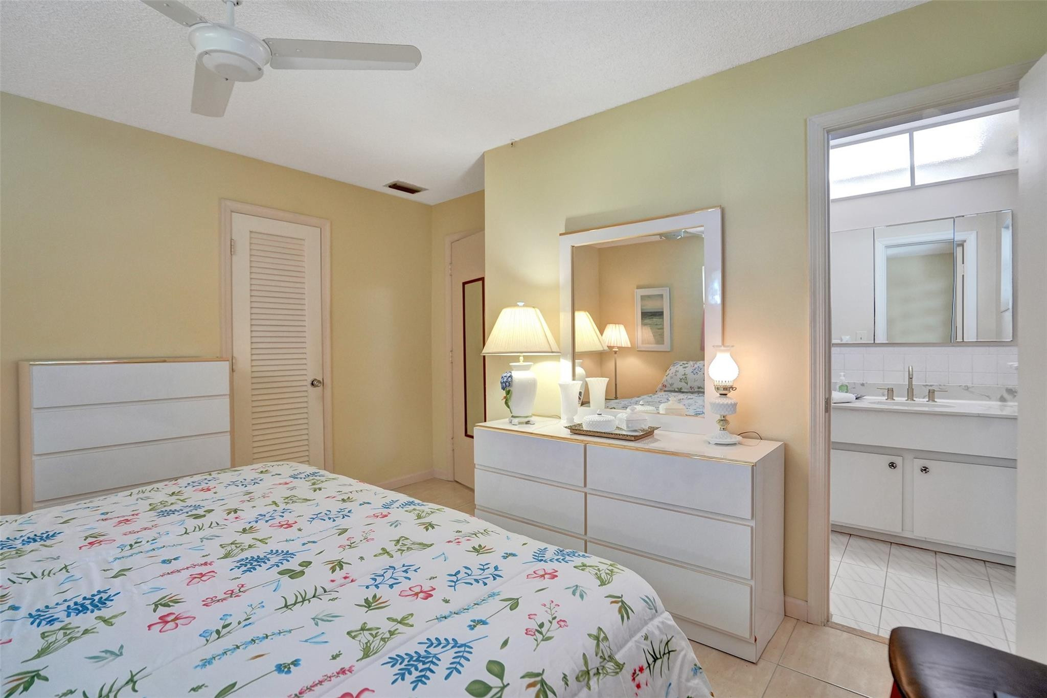 4604 NW 45th Ct