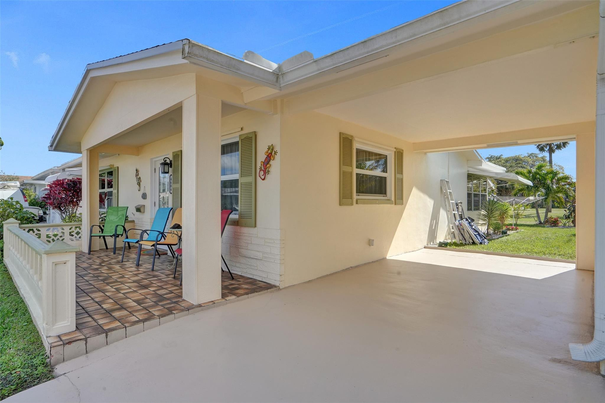 4604 NW 45th Ct