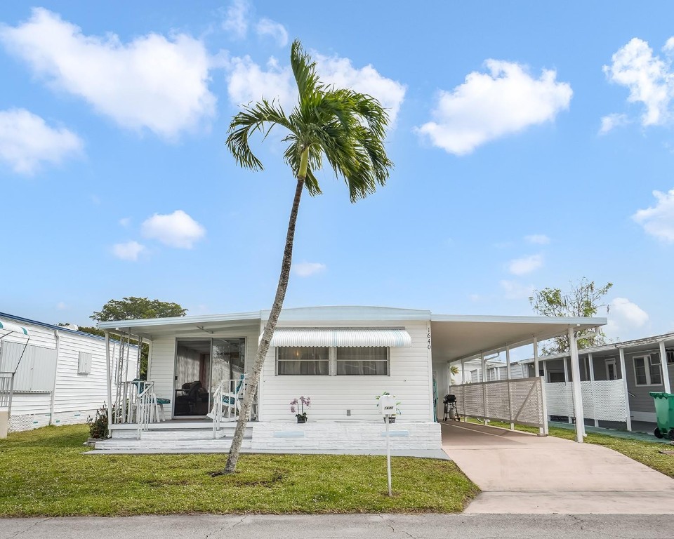 1640 SW 83rd Ter
