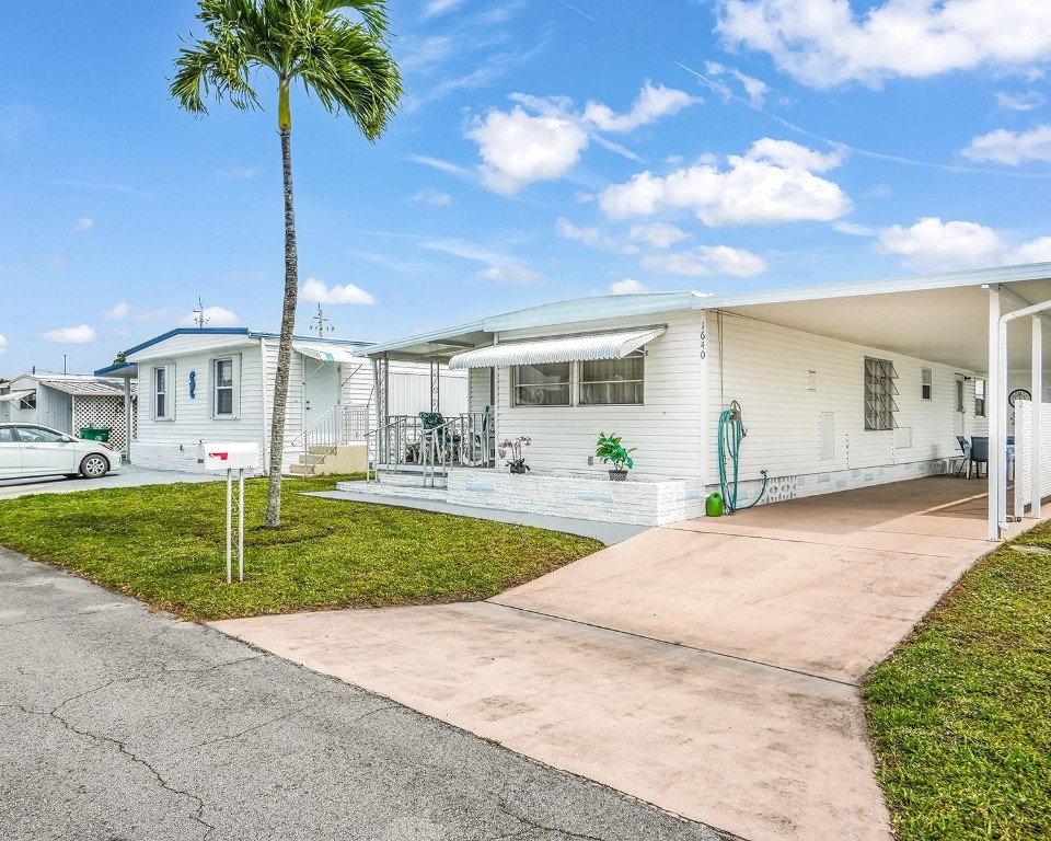 1640 SW 83rd Ter