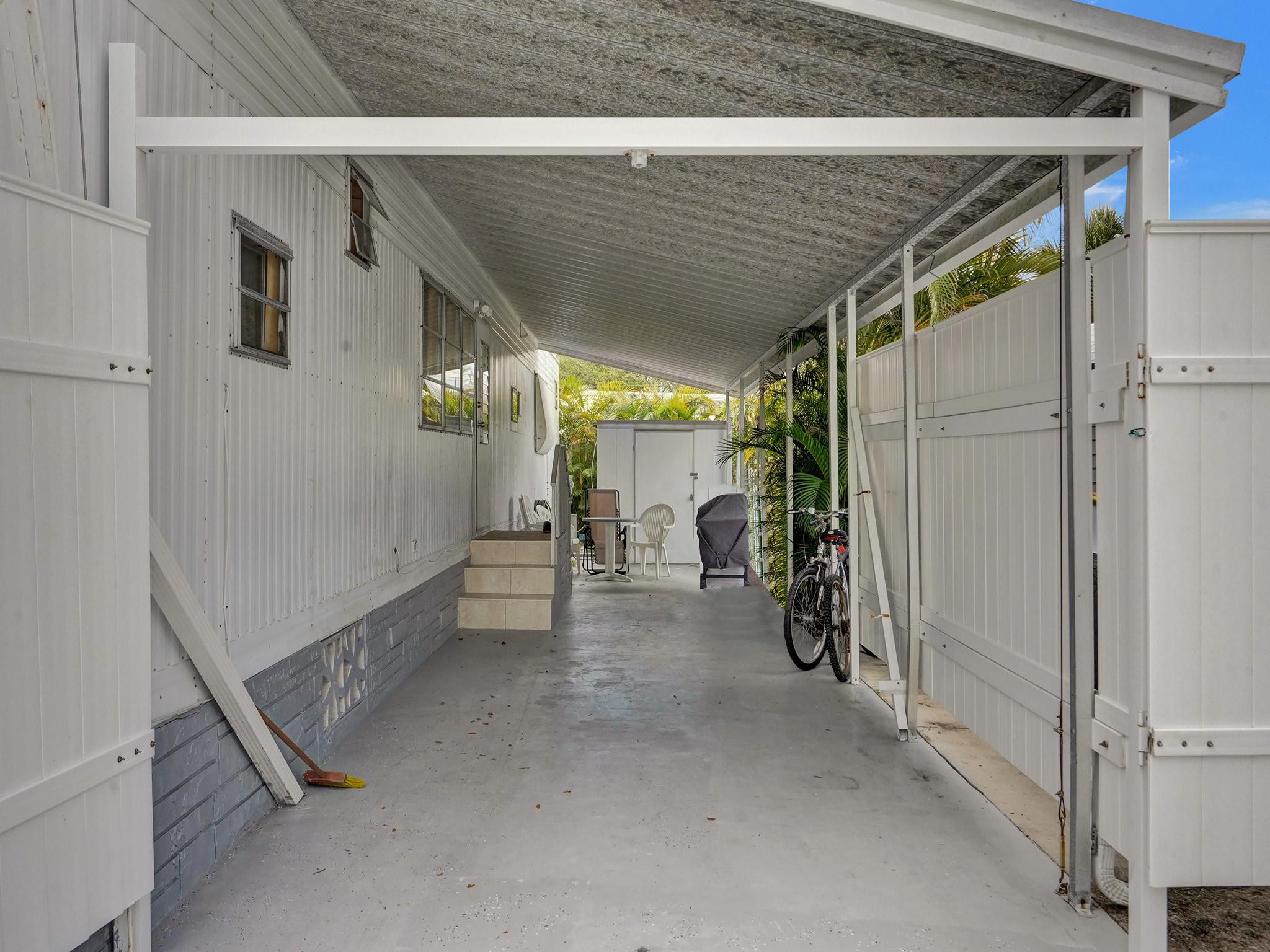 1911 SW 87th Ave