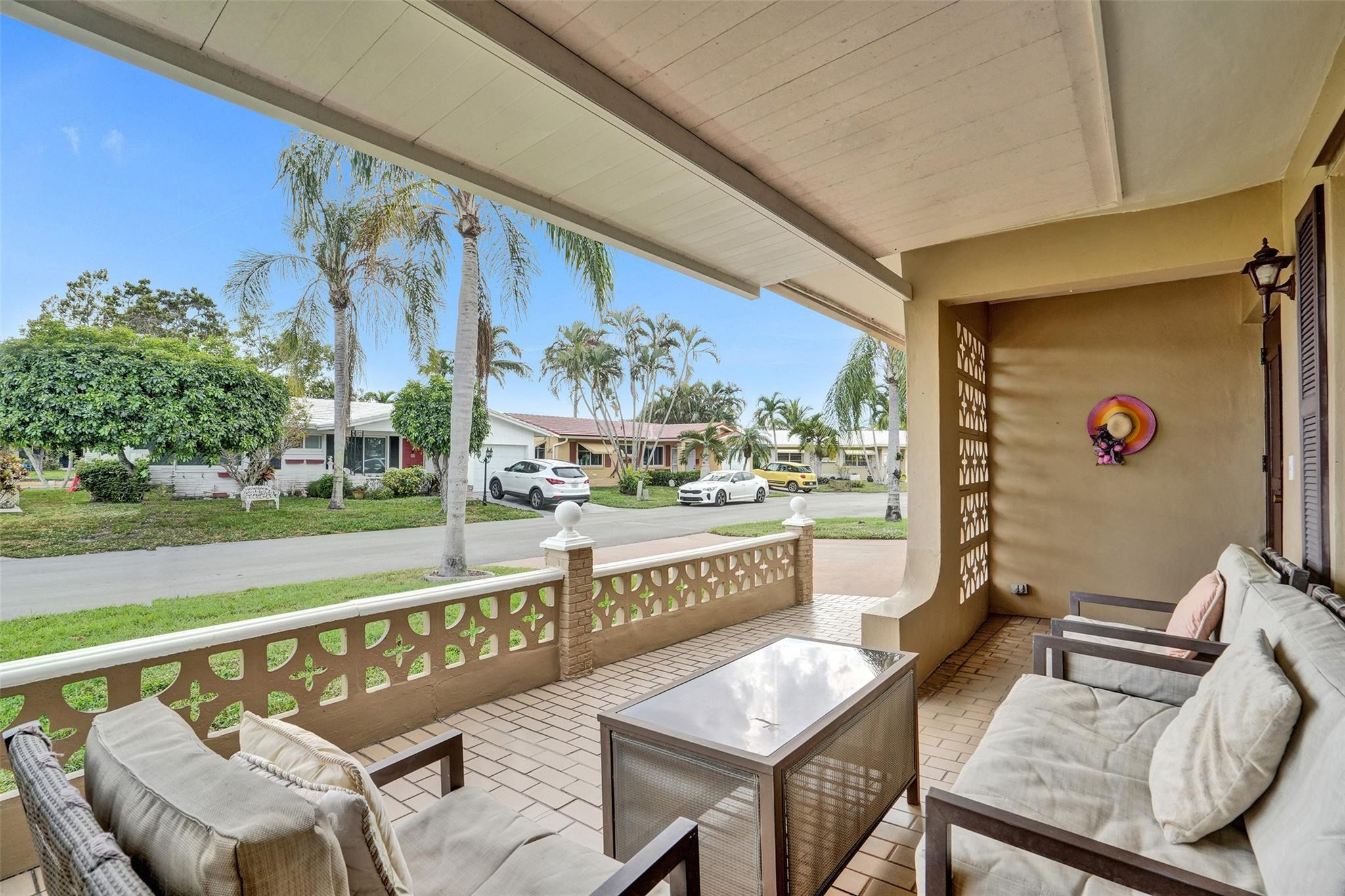 4607 NW 45th St
