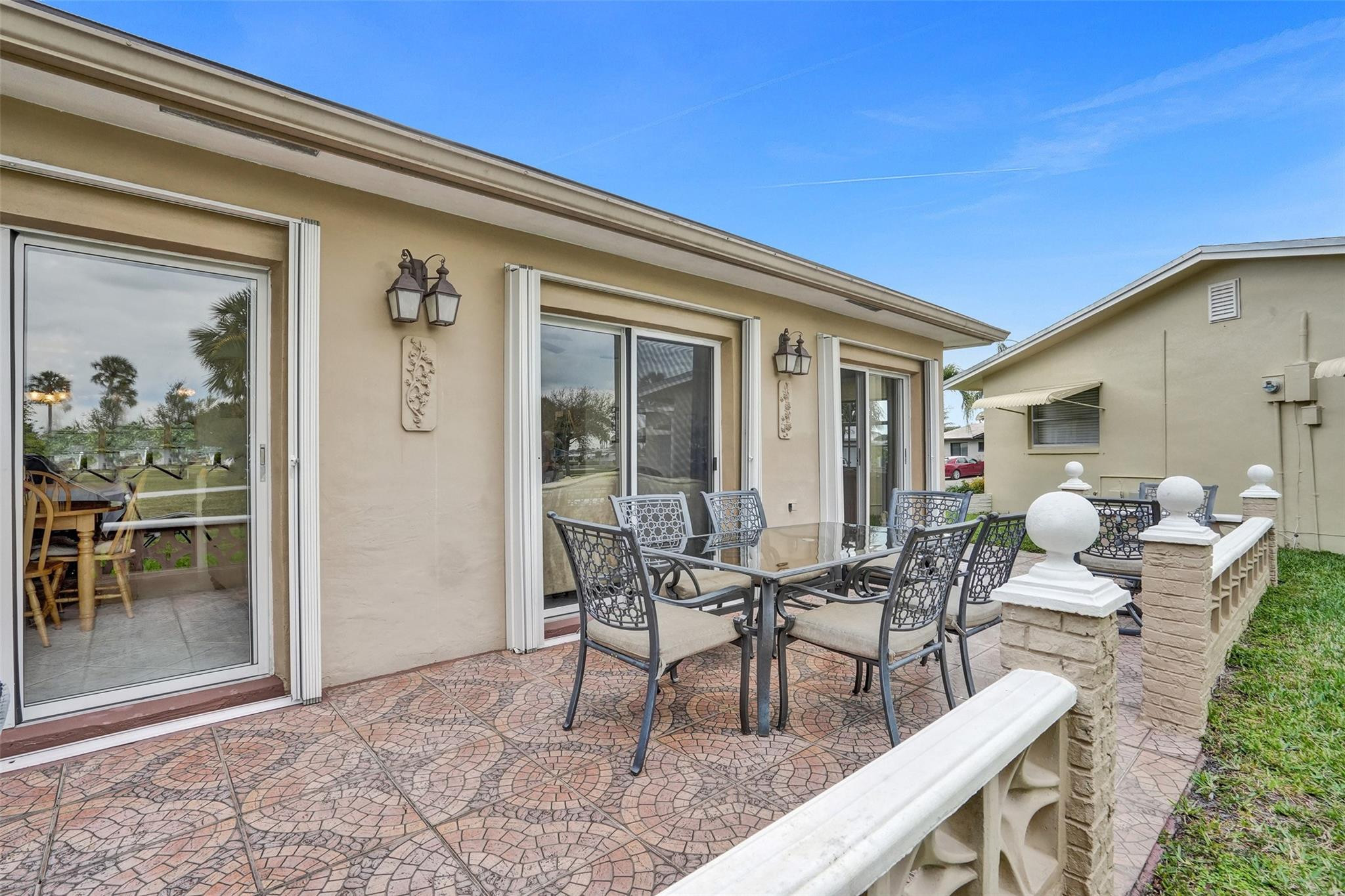 4607 NW 45th St