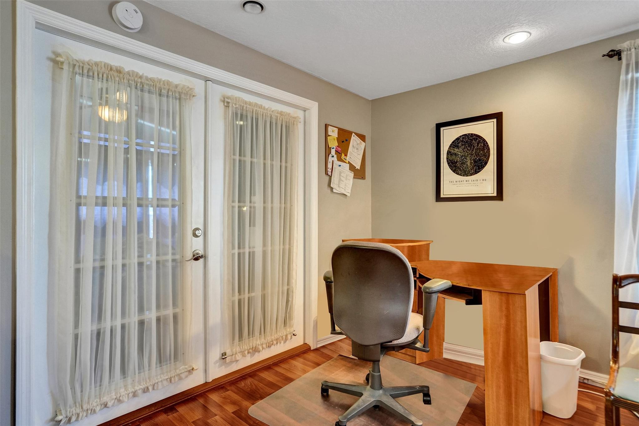 3221 Teakwood Ln