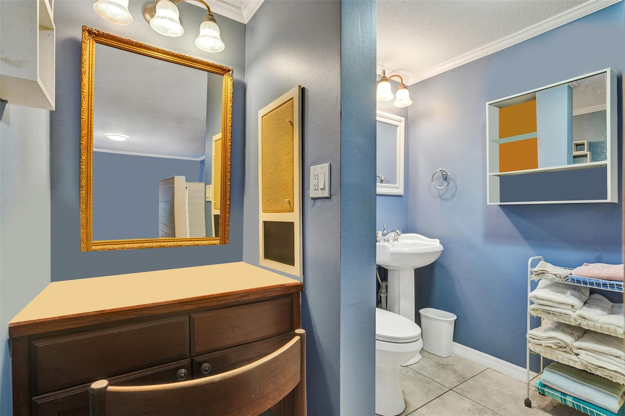 3221 Teakwood Ln