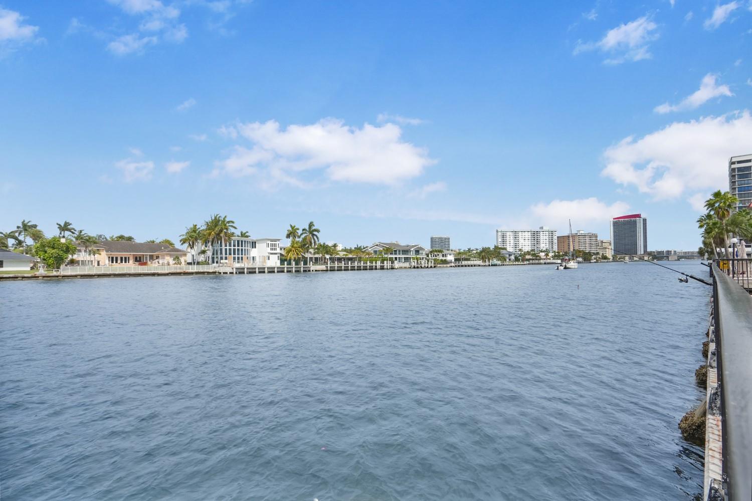 3127 S Ocean Dr 117