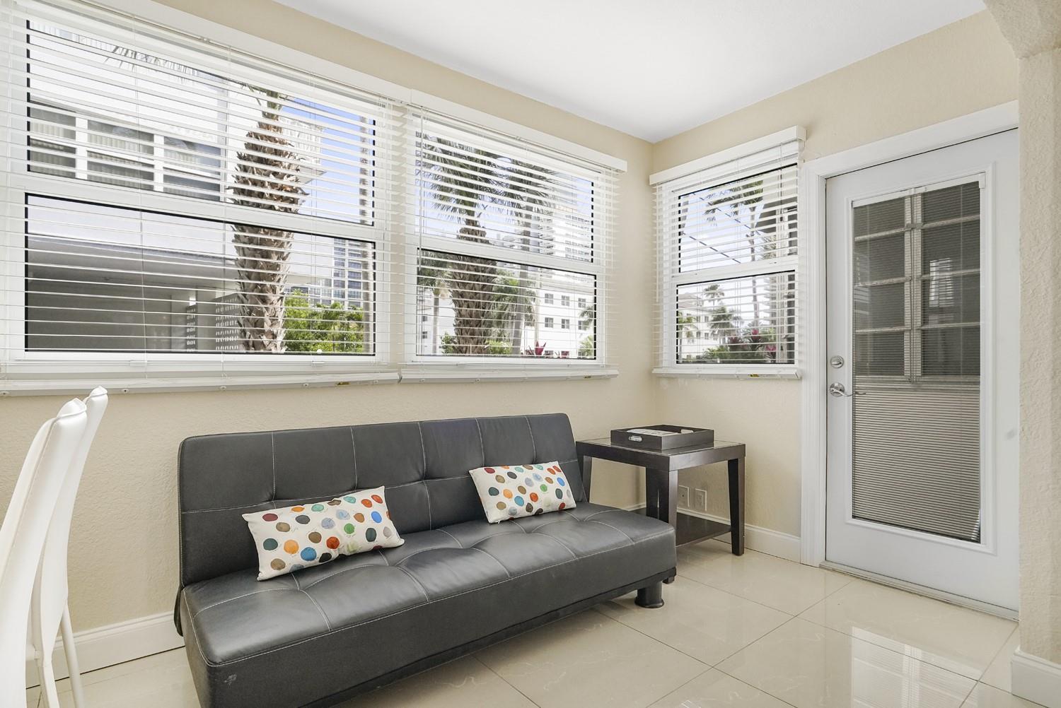3127 S Ocean Dr 117