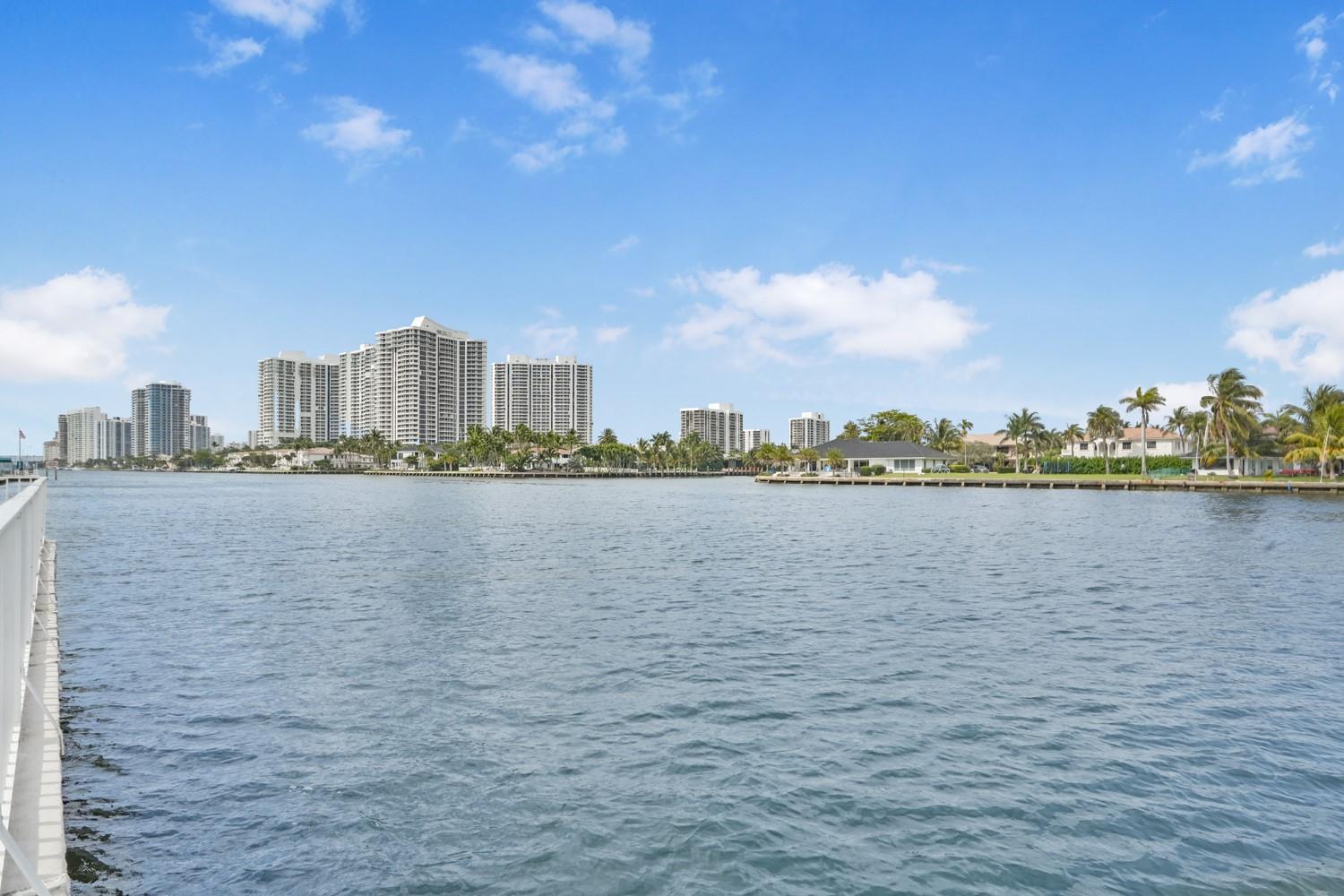 3127 S Ocean Dr 117