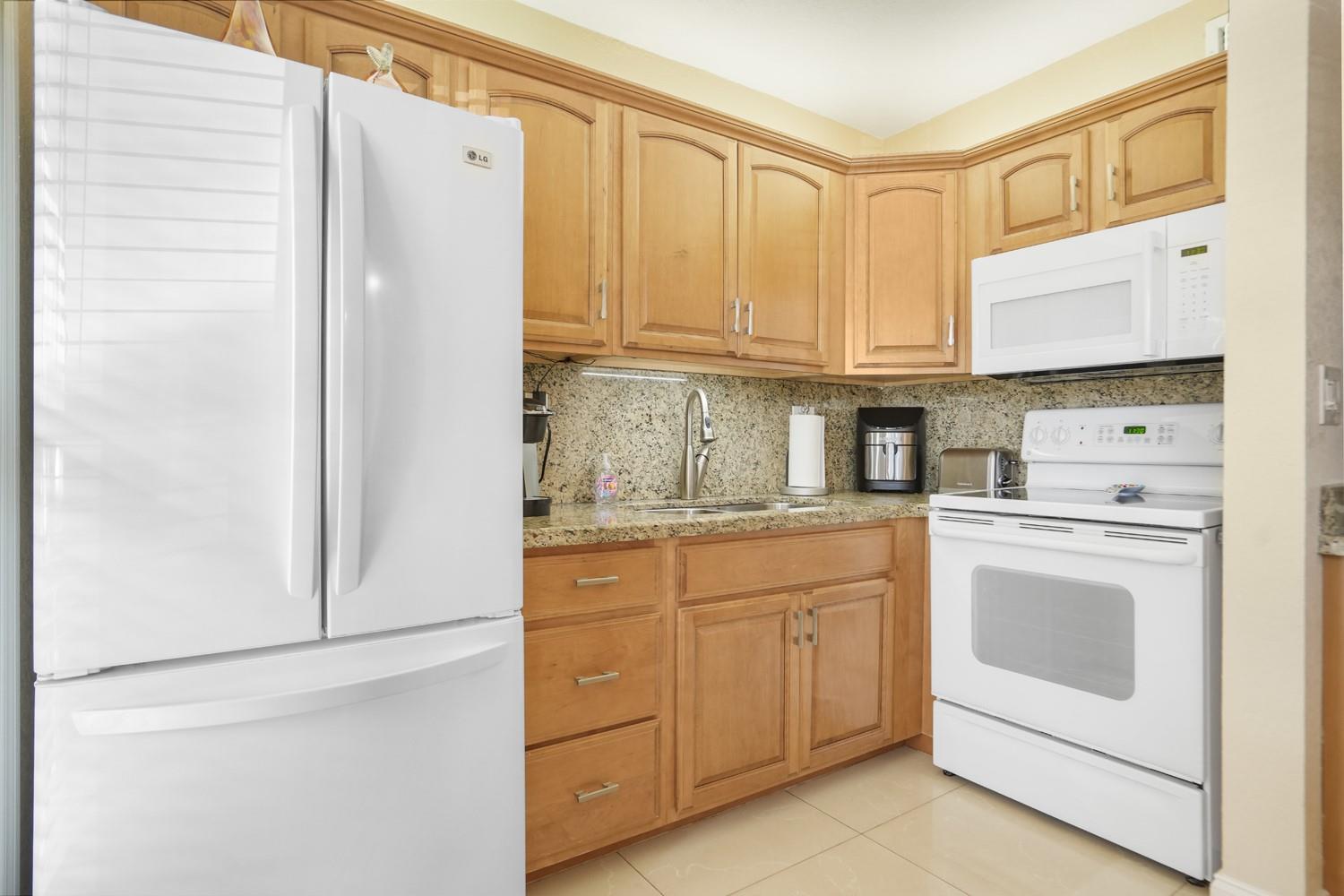 3127 S Ocean Dr 117