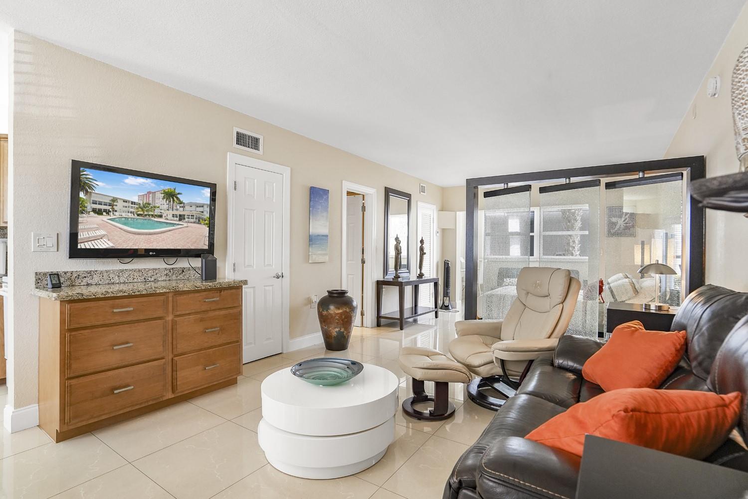 3127 S Ocean Dr 117