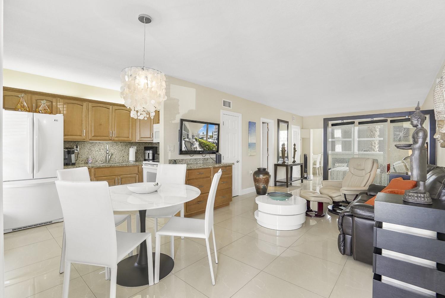 3127 S Ocean Dr 117