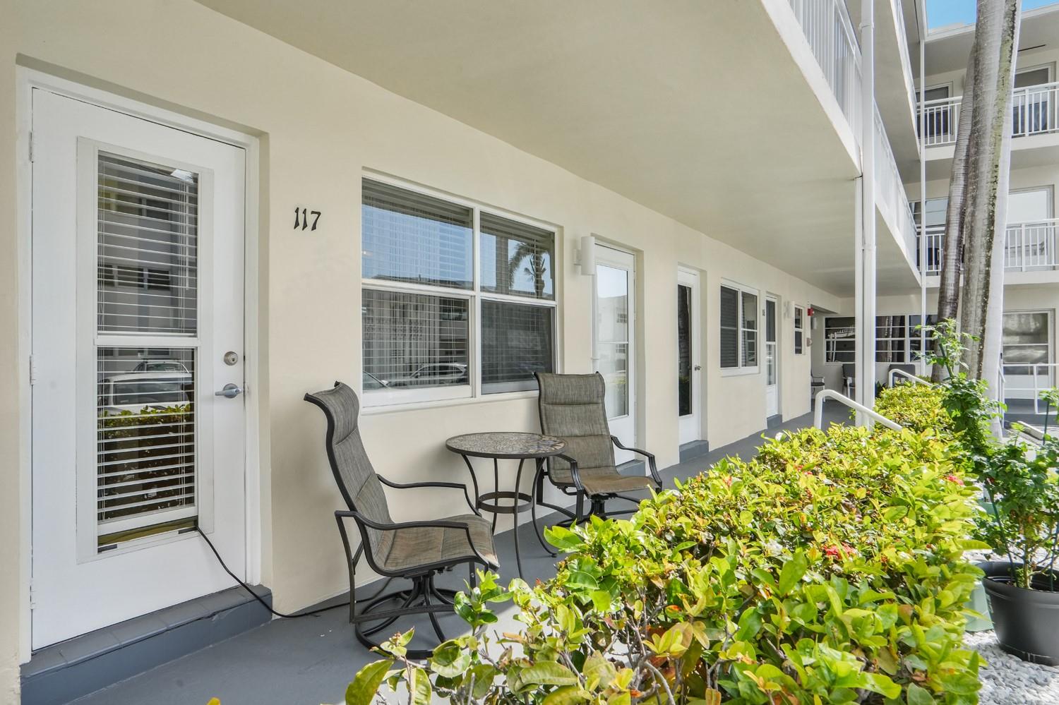 3127 S Ocean Dr 117