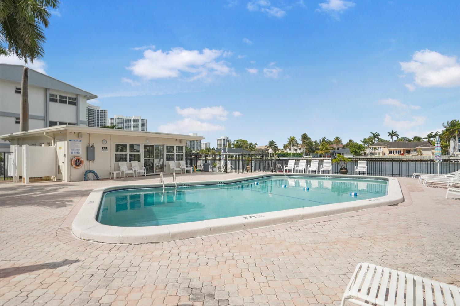 3127 S Ocean Dr 117