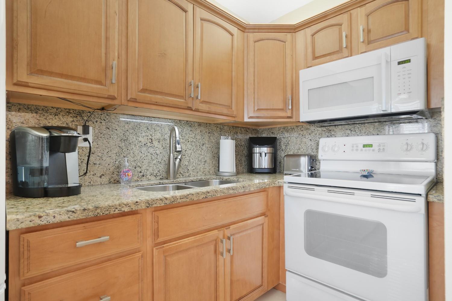 3127 S Ocean Dr 117