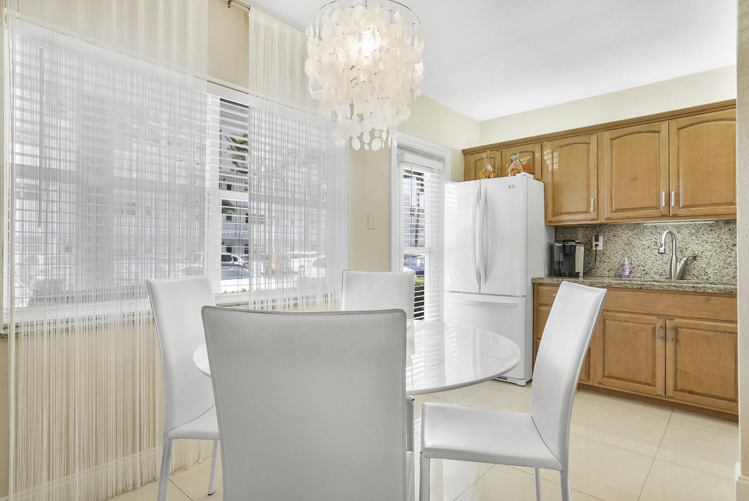 3127 S Ocean Dr 117