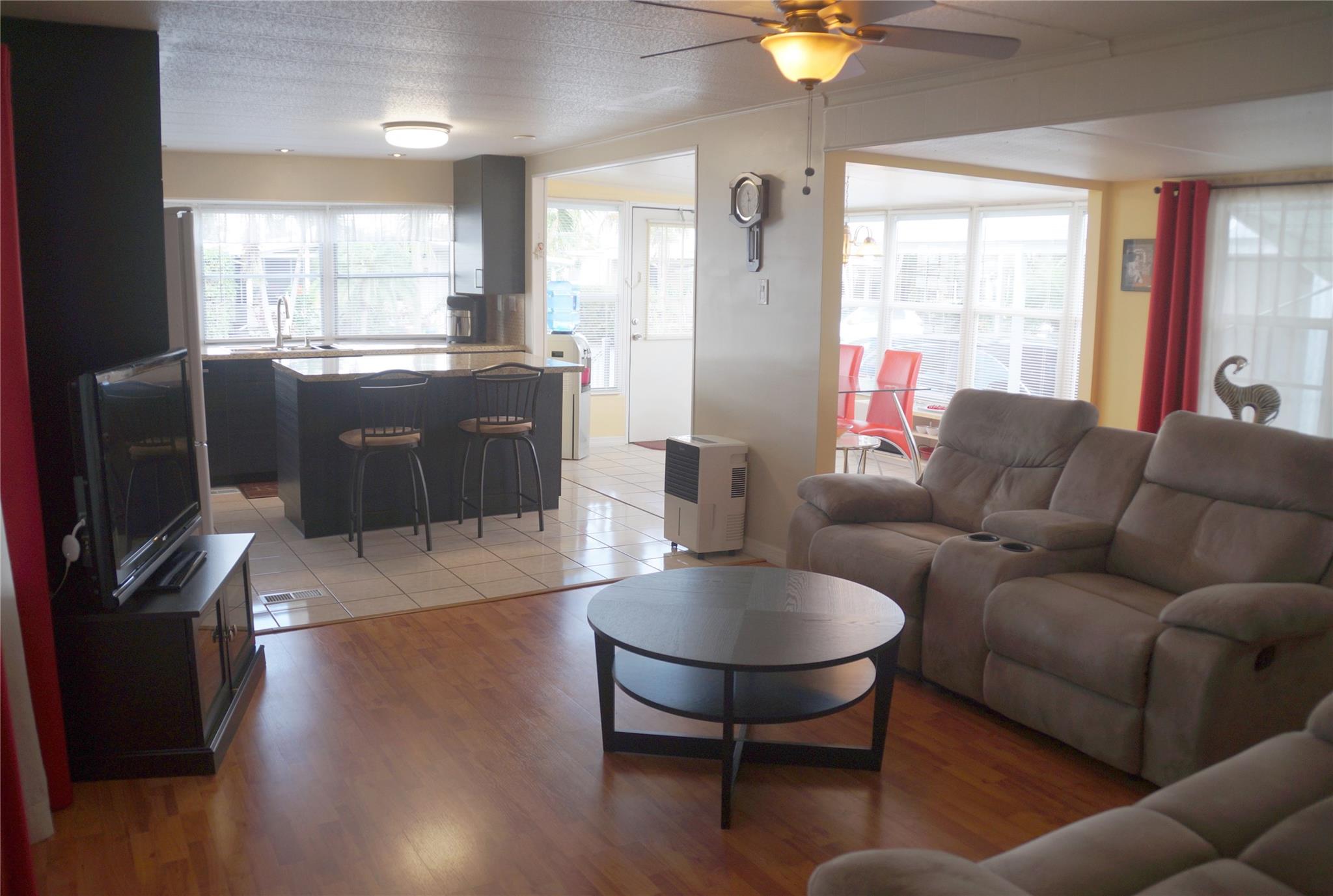 2948 W Marina Dr
