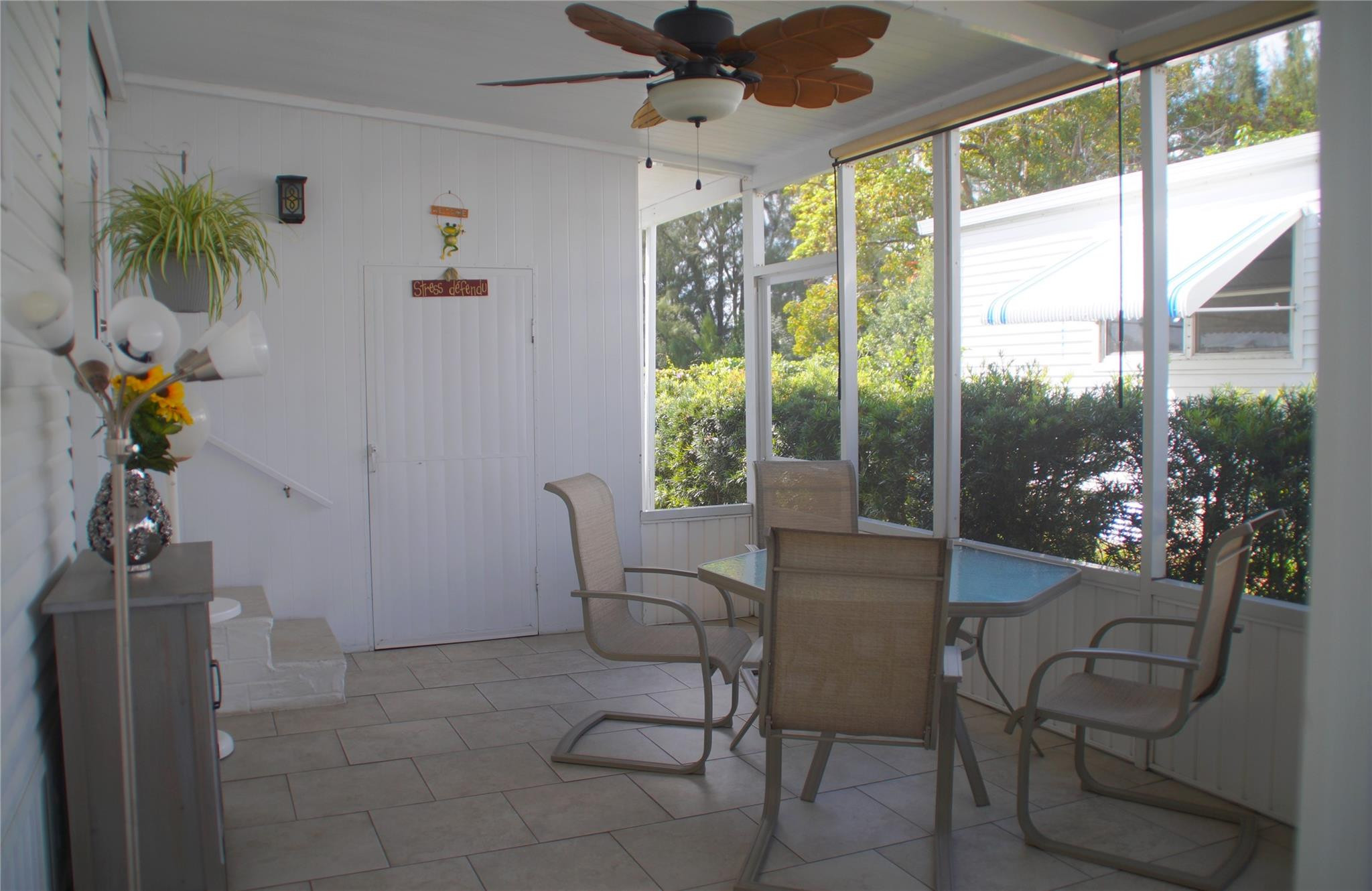 2948 W Marina Dr