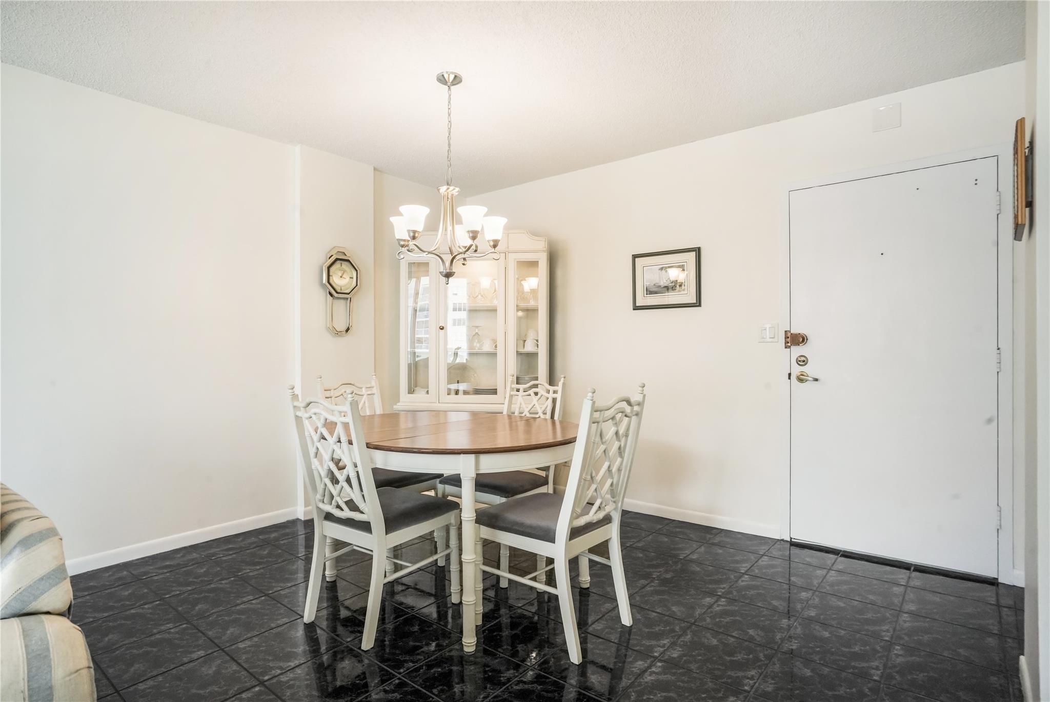 3113 S Ocean Dr 1008