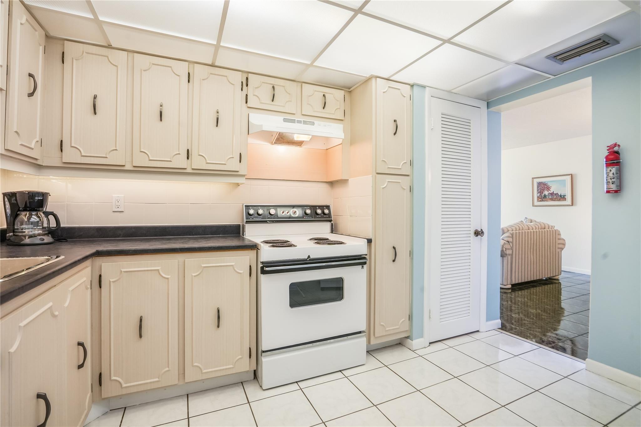 3113 S Ocean Dr 1008