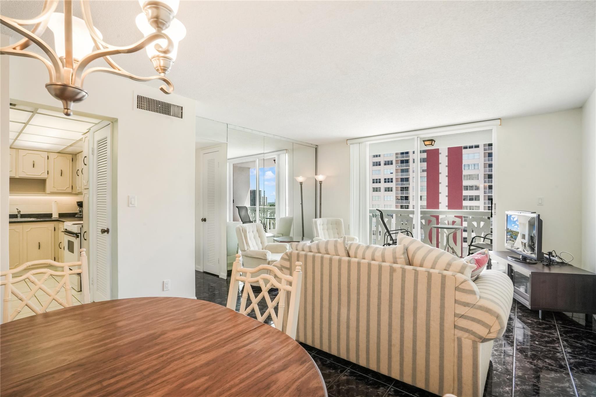 3113 S Ocean Dr 1008