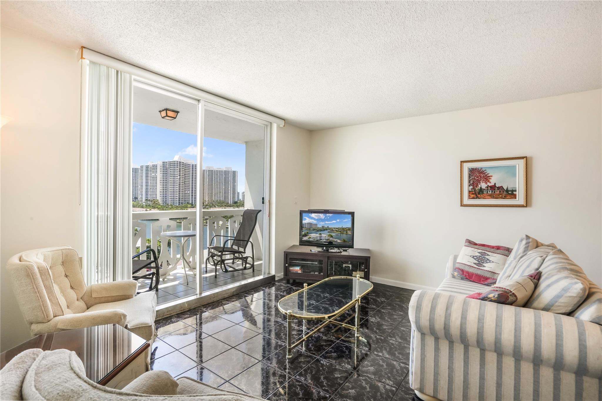 3113 S Ocean Dr 1008