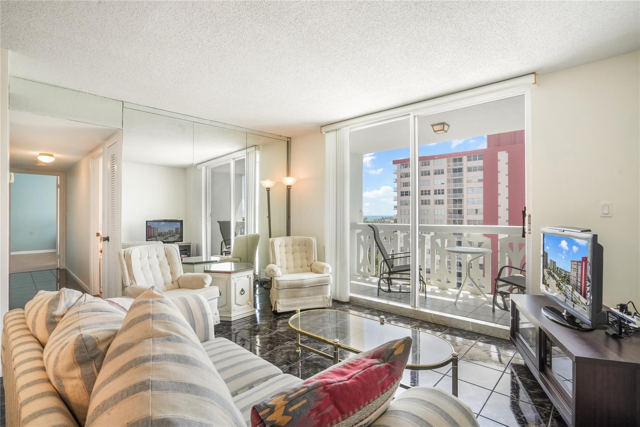 3113 S Ocean Dr 1008